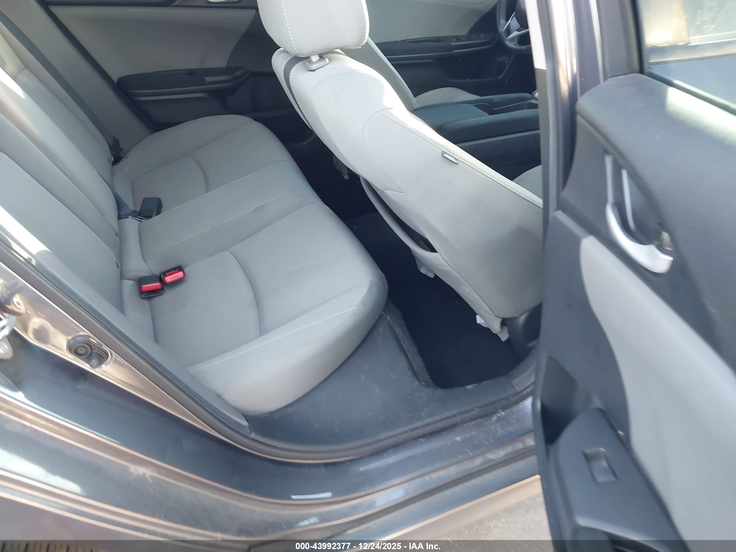 HONDA CIVIC image 8