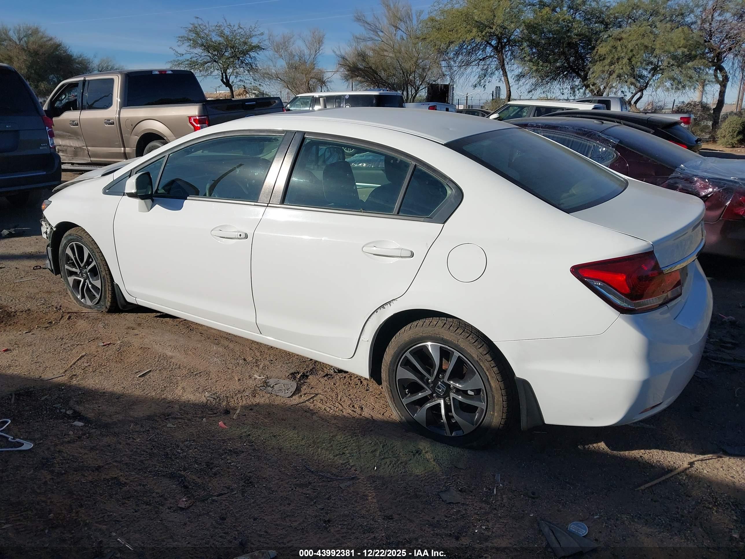 HONDA CIVIC image 3