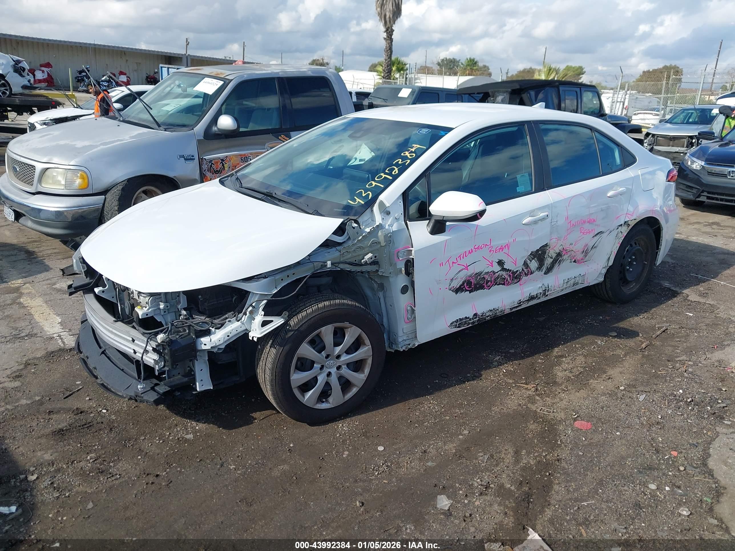 TOYOTA COROLLA image 2