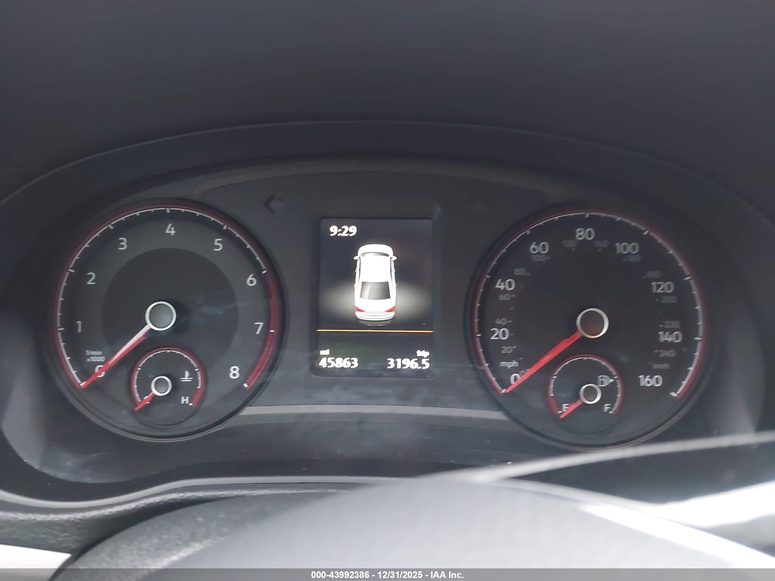VOLKSWAGEN PASSAT image 7
