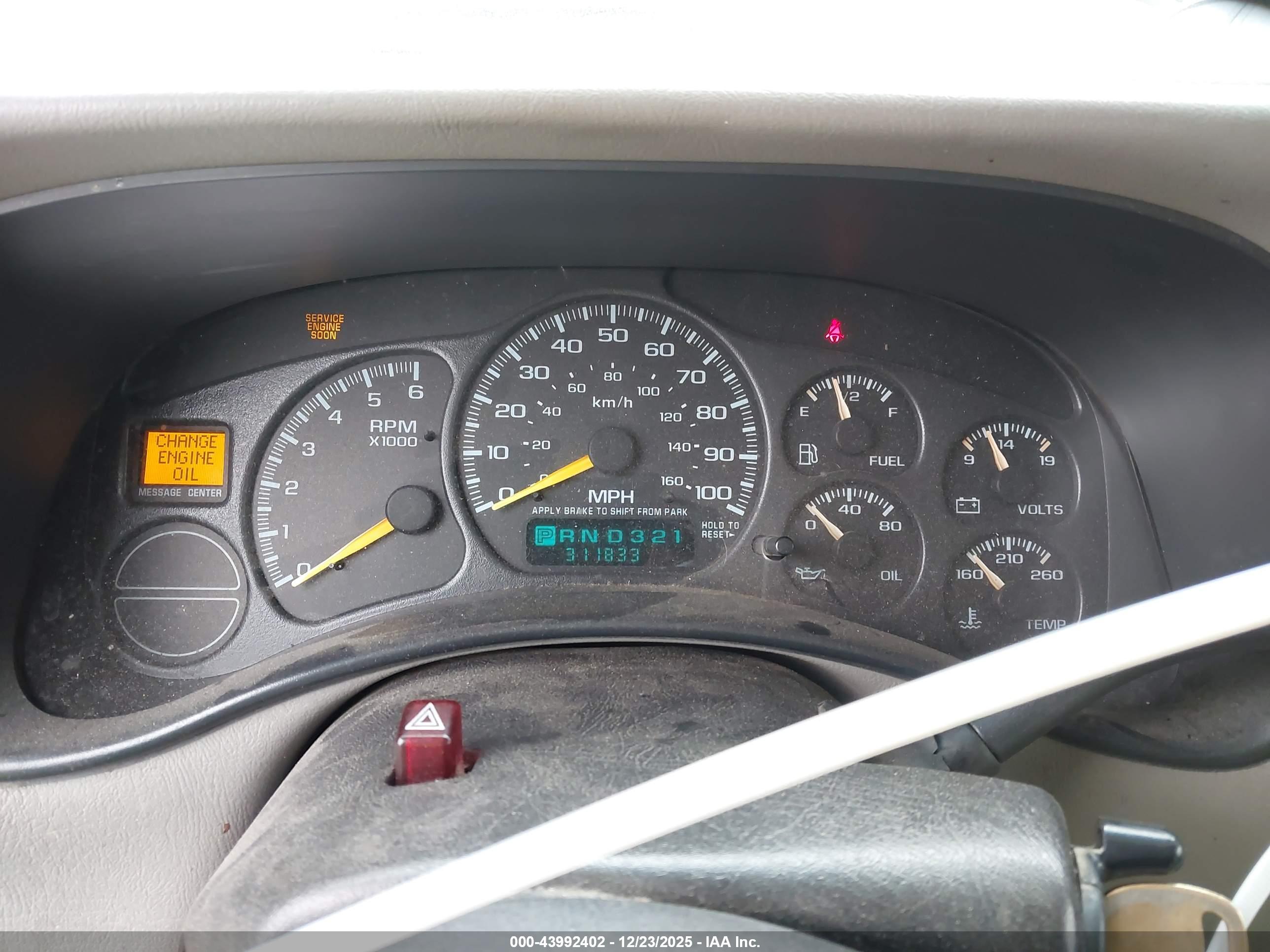 GMC YUKON image 7