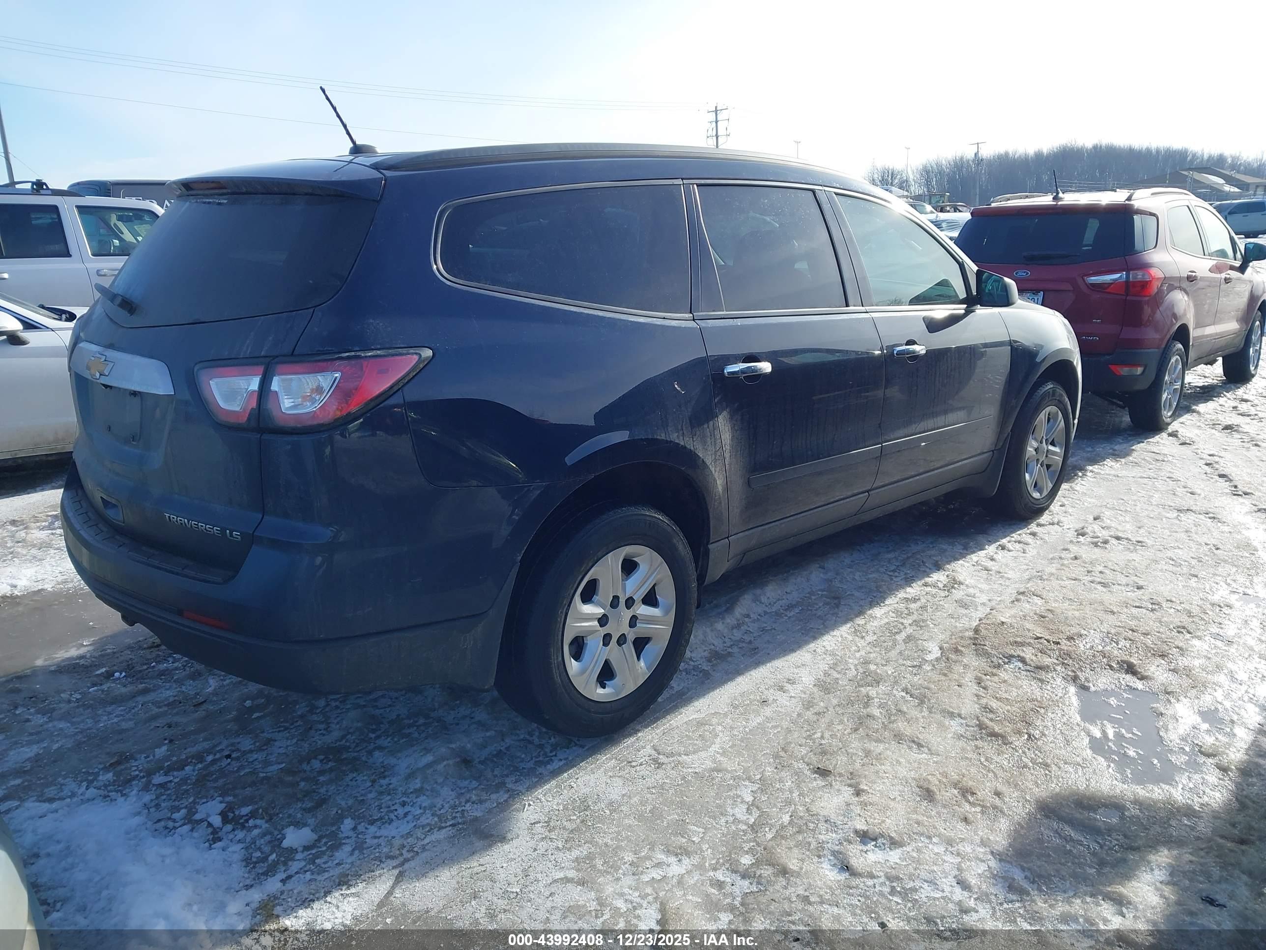 CHEVROLET TRAVERSE image 4