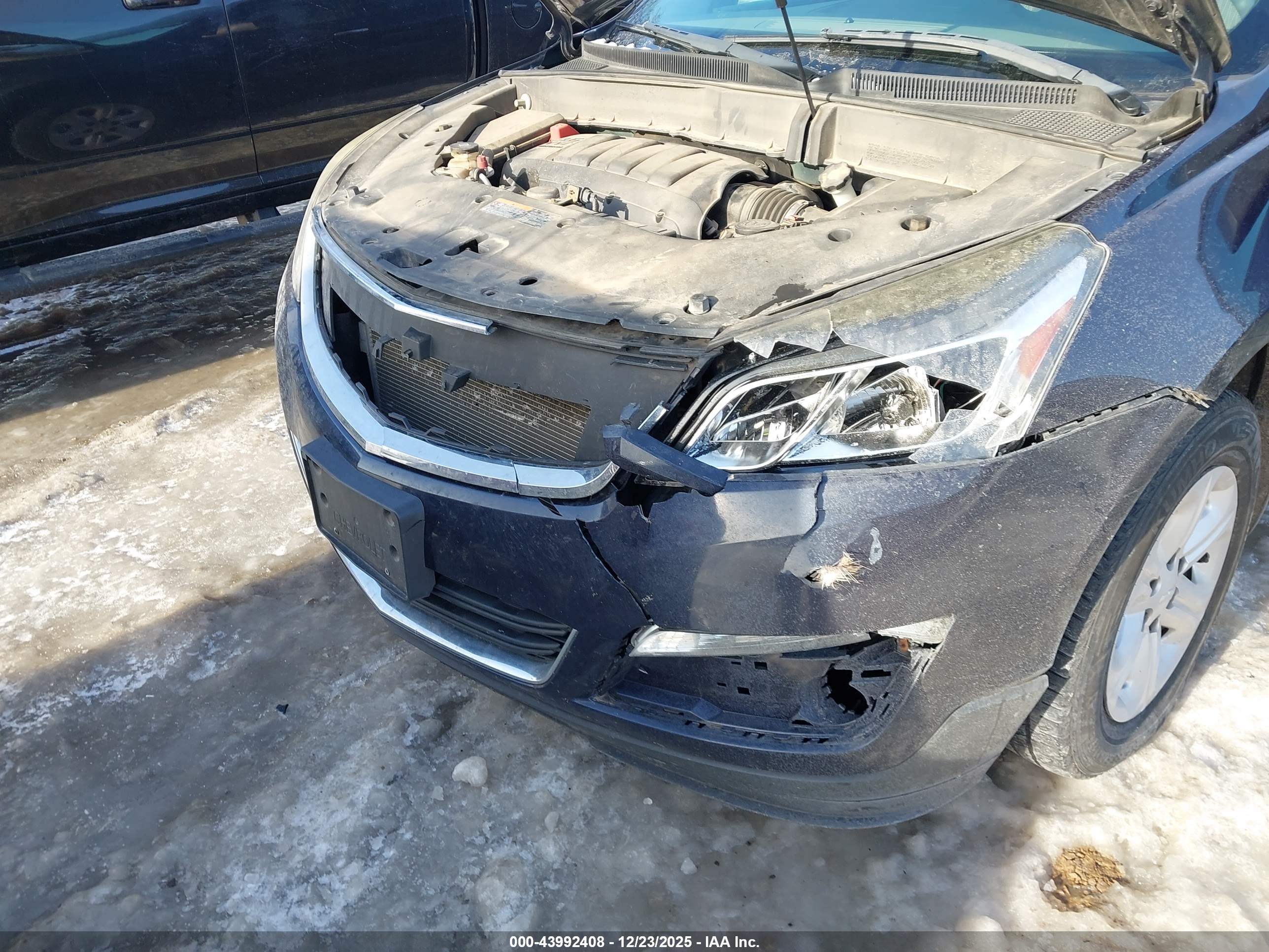 CHEVROLET TRAVERSE image 6