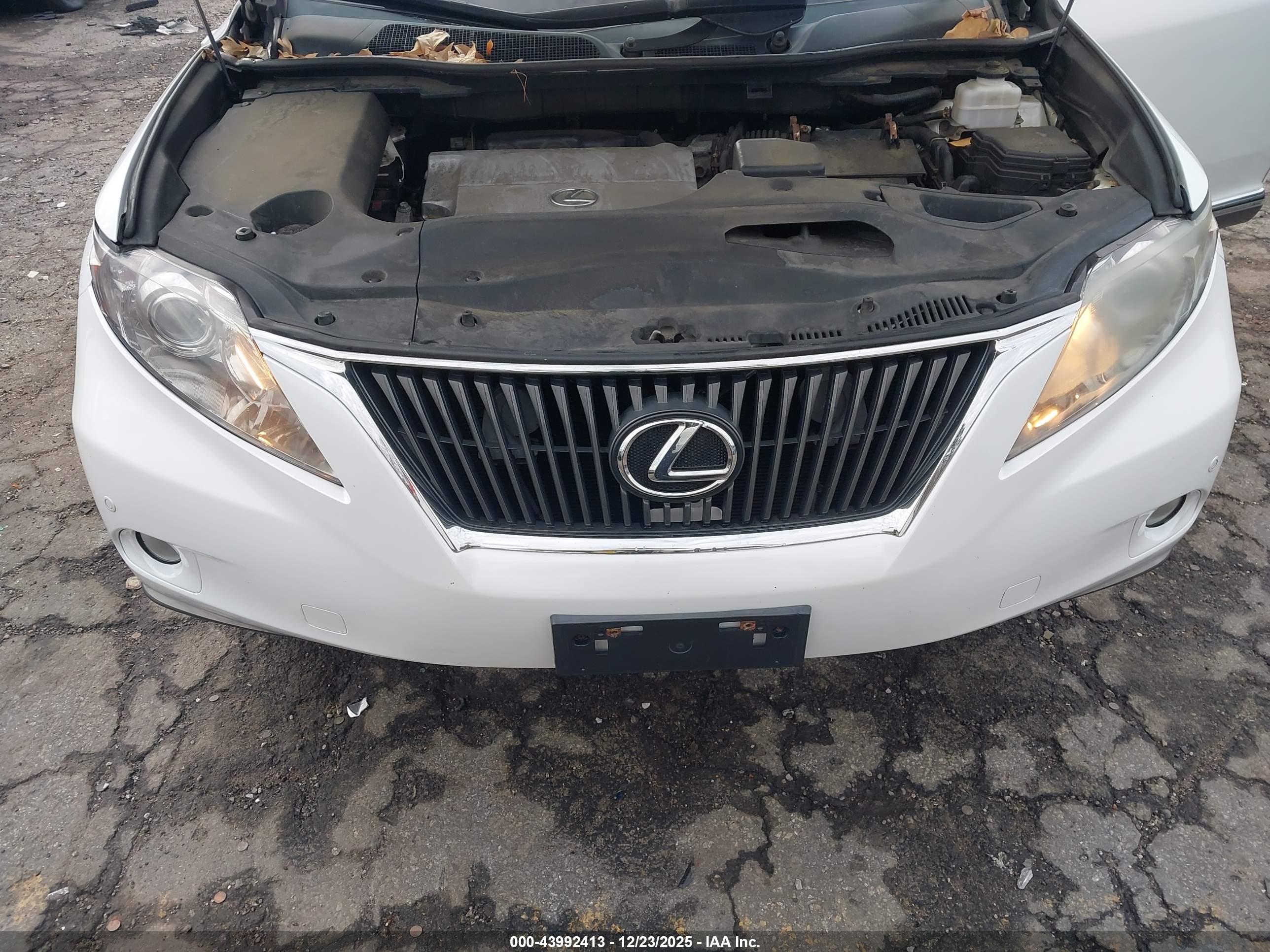 LEXUS RX image 10