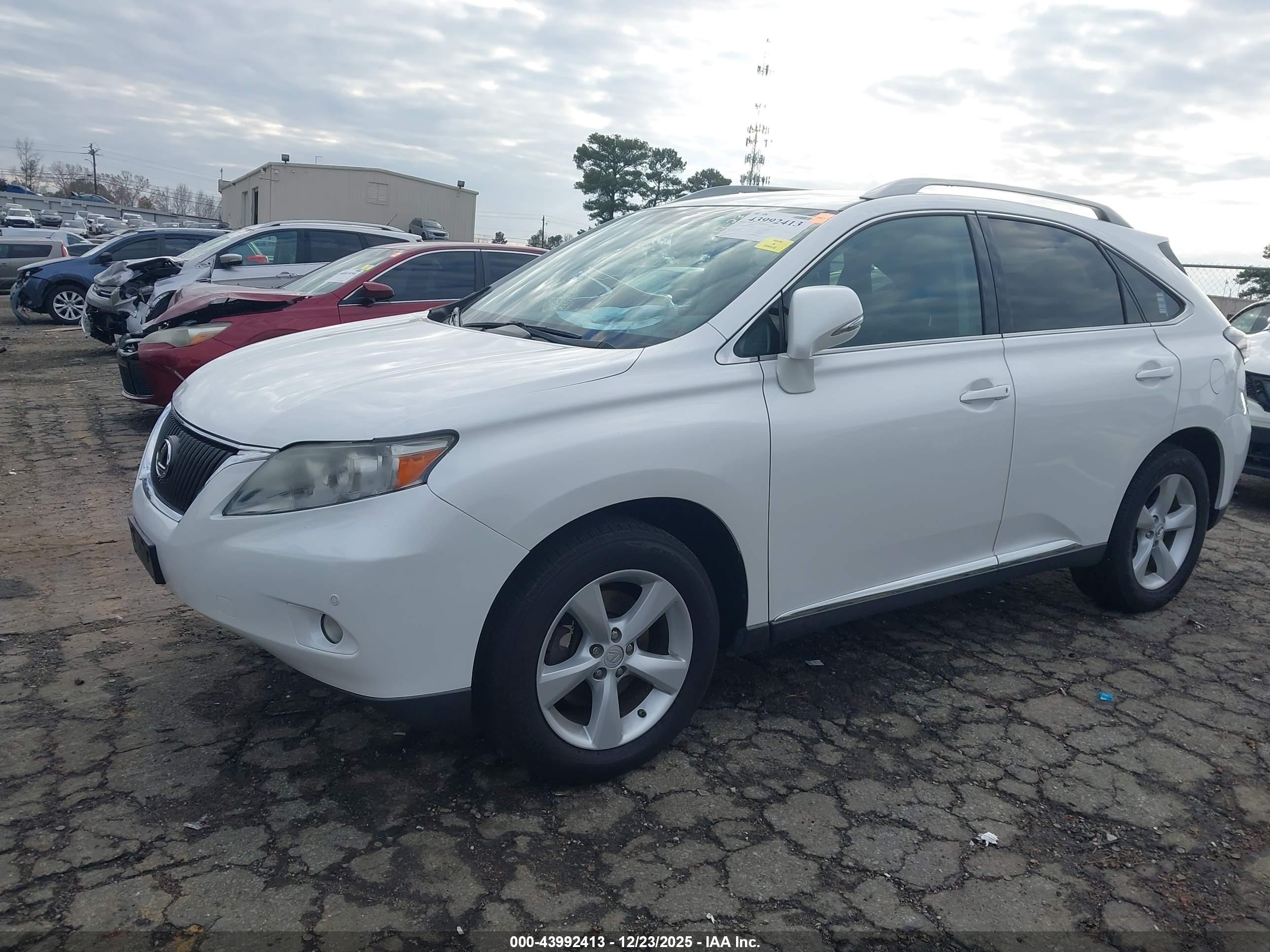 LEXUS RX image 2