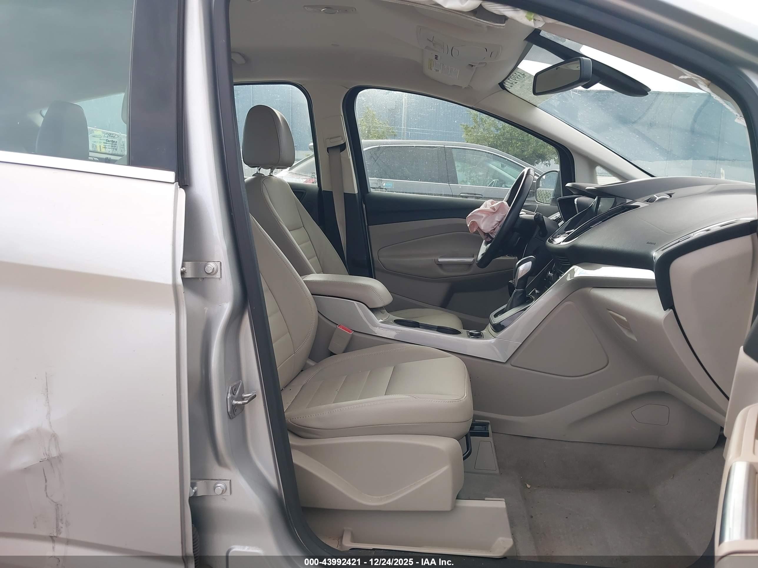 FORD C-MAX image 5