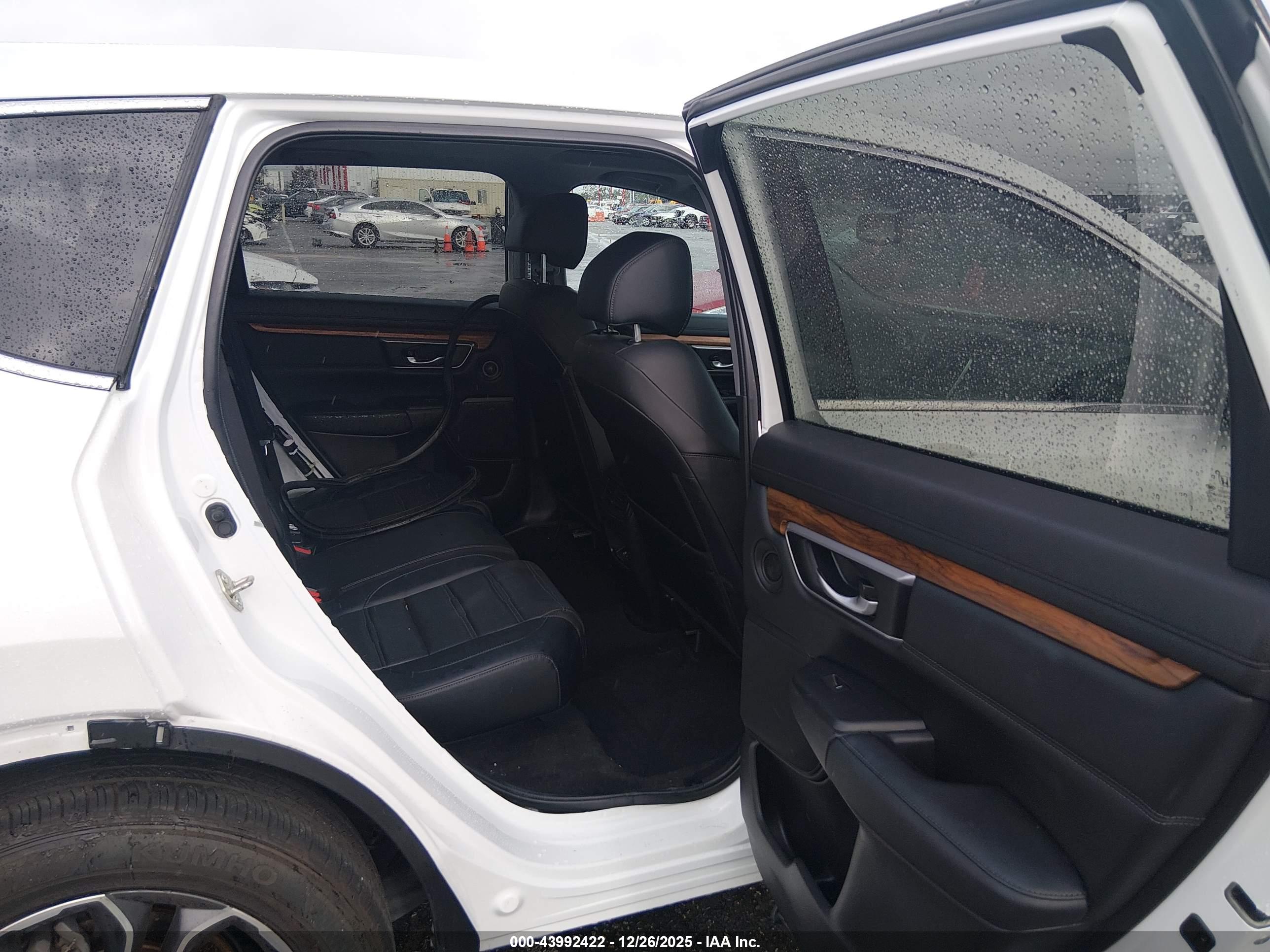 HONDA CR-V image 8
