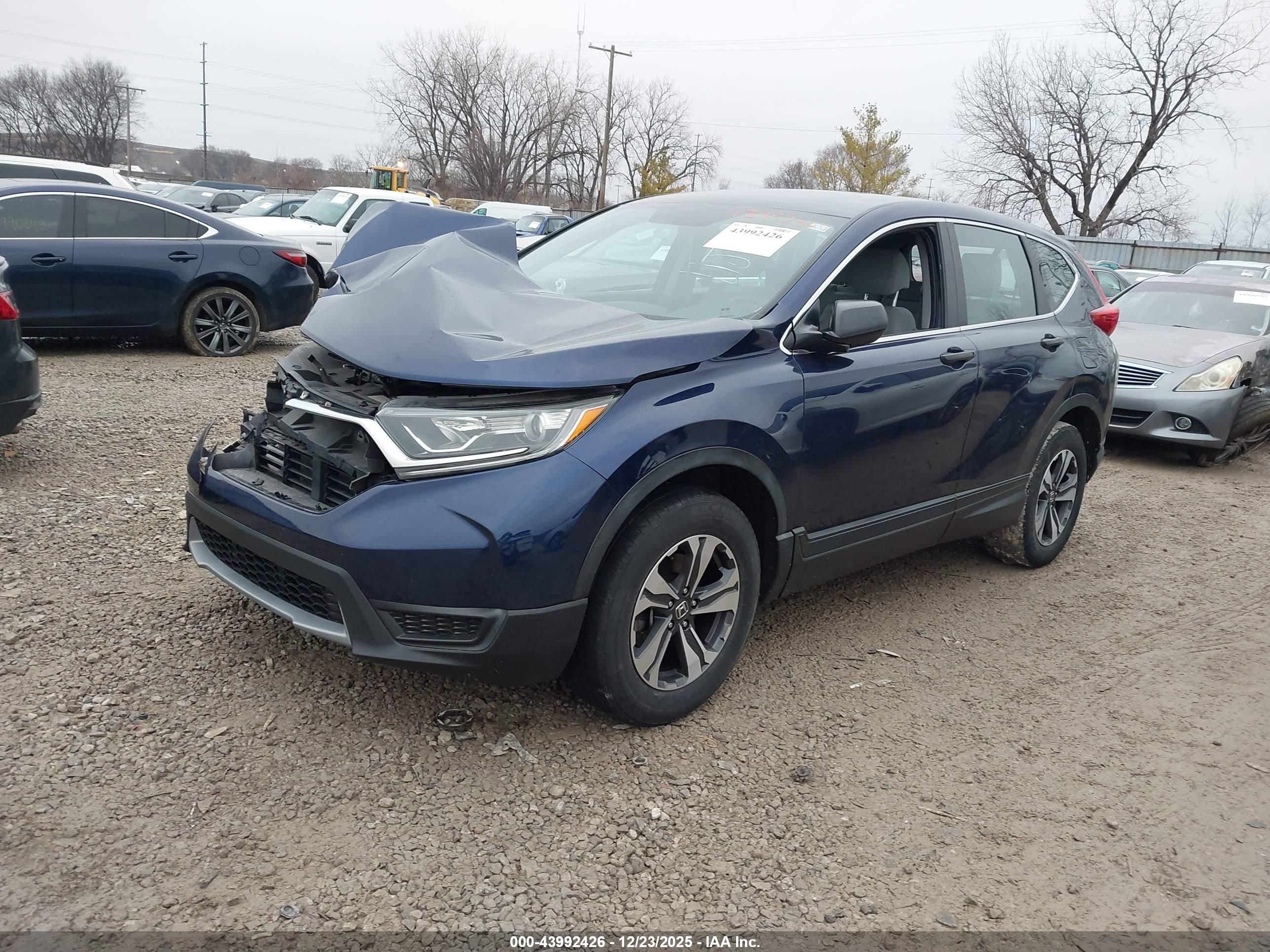 HONDA CR-V image 2