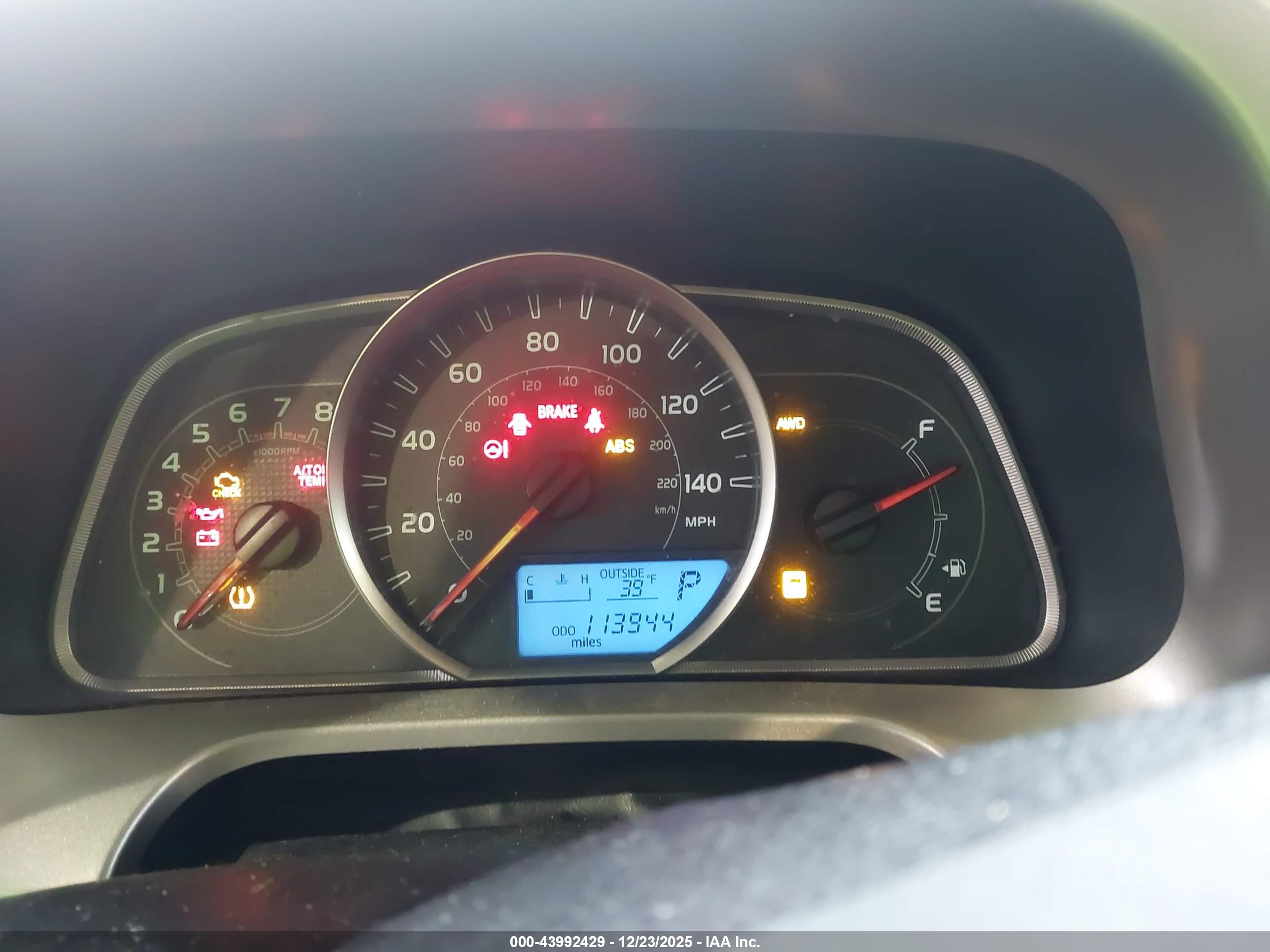 TOYOTA RAV4 image 7