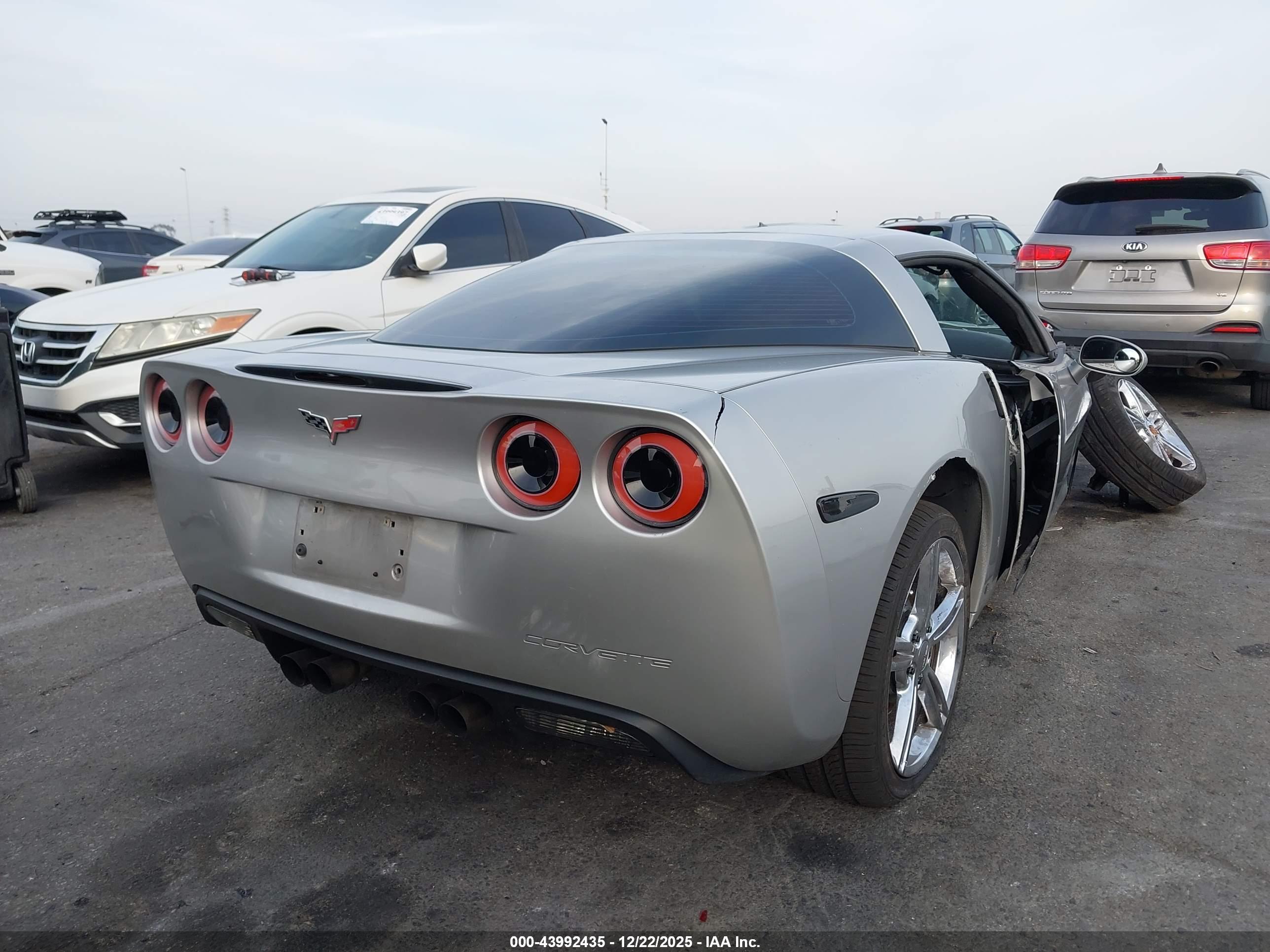 CHEVROLET CORVETTE image 4