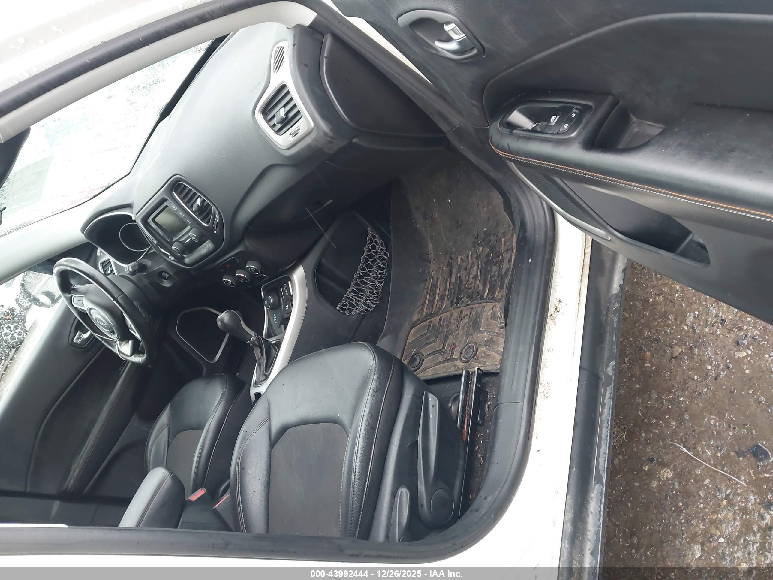 JEEP COMPASS image 5