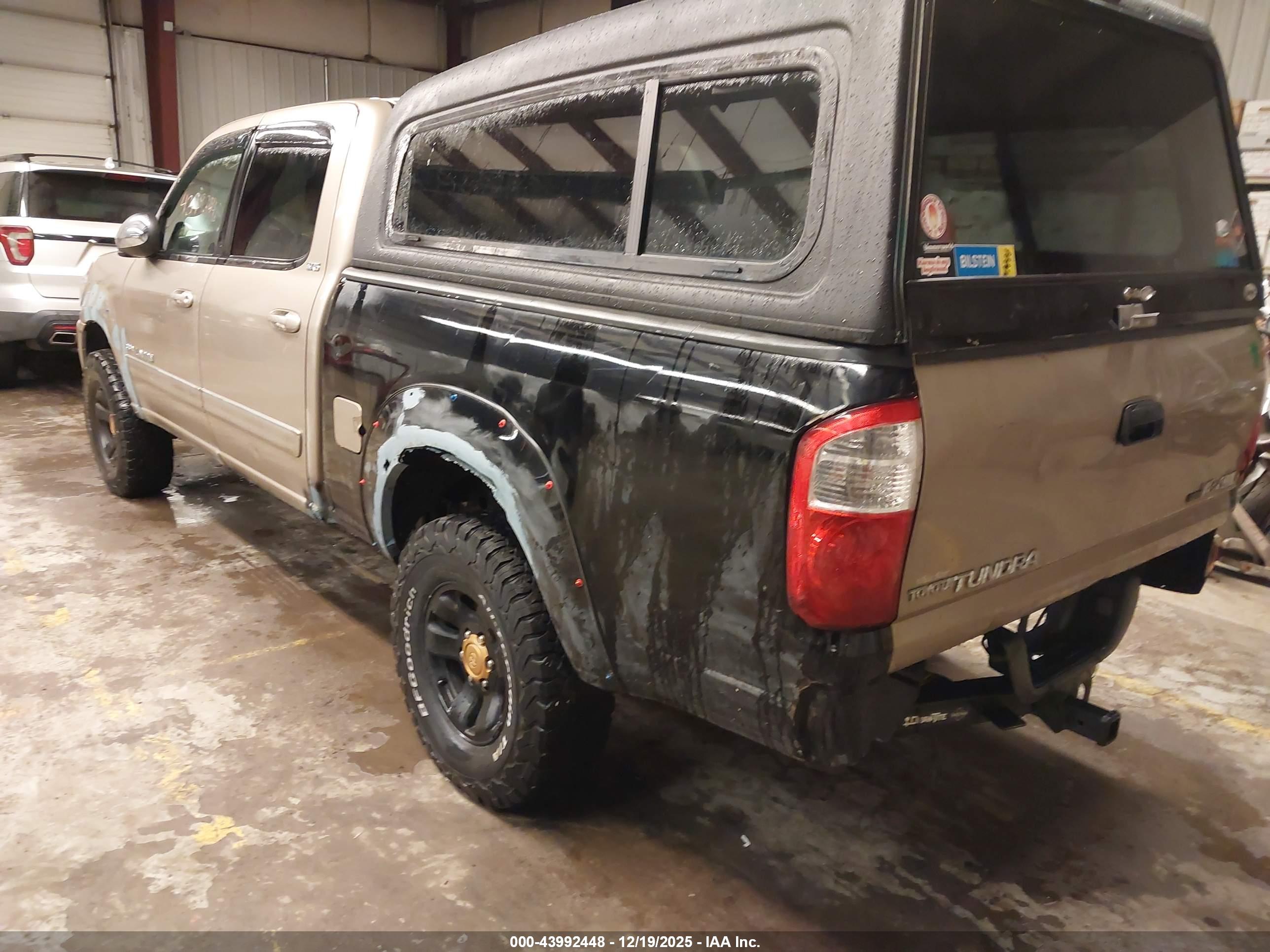 TOYOTA TUNDRA image 3