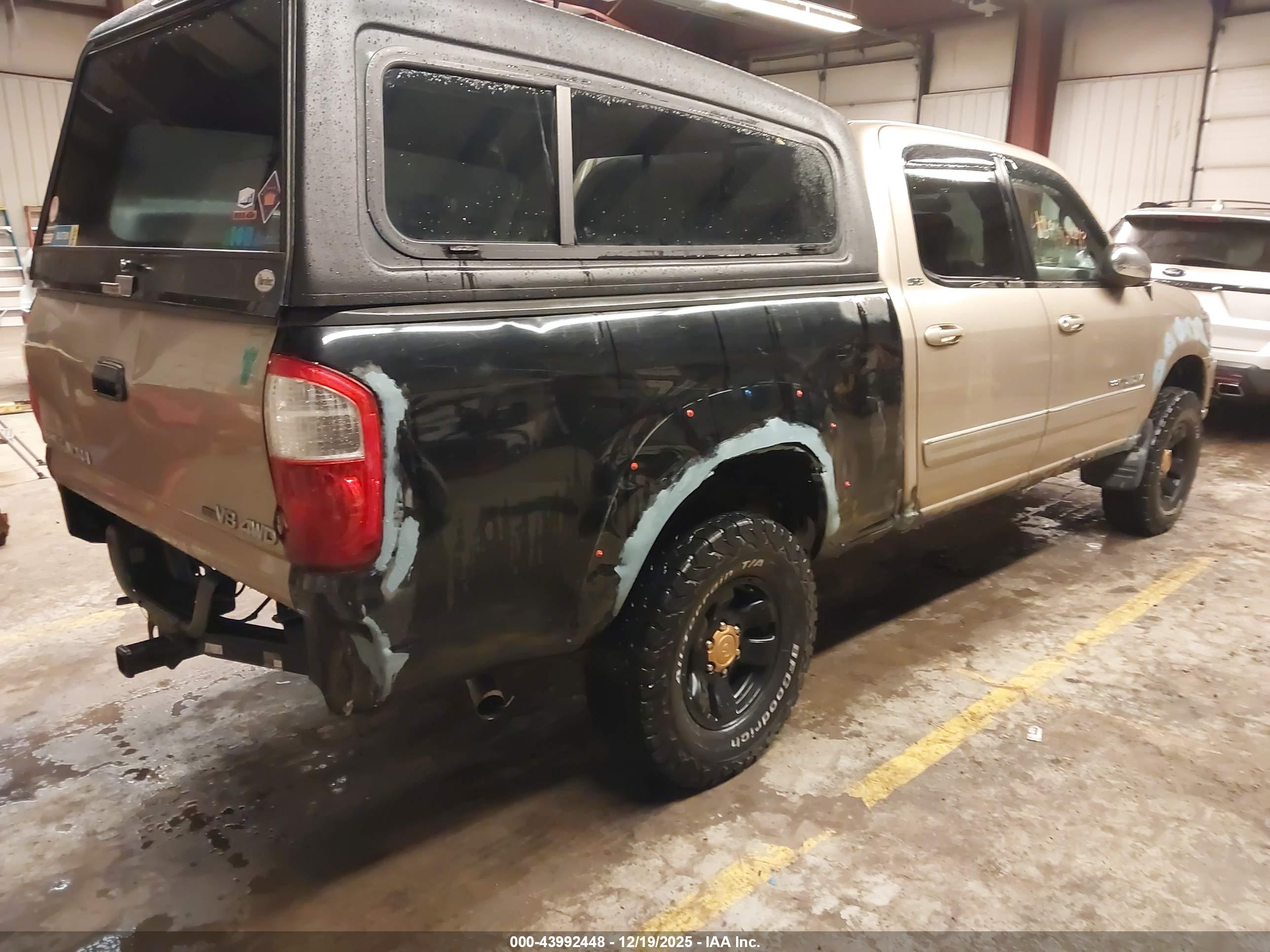 TOYOTA TUNDRA image 4