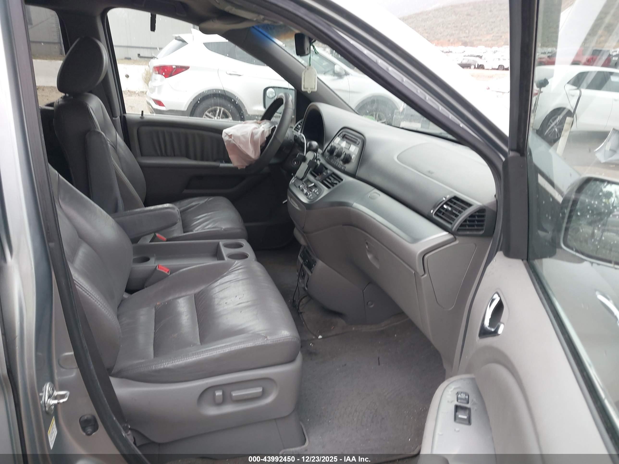 HONDA ODYSSEY image 5
