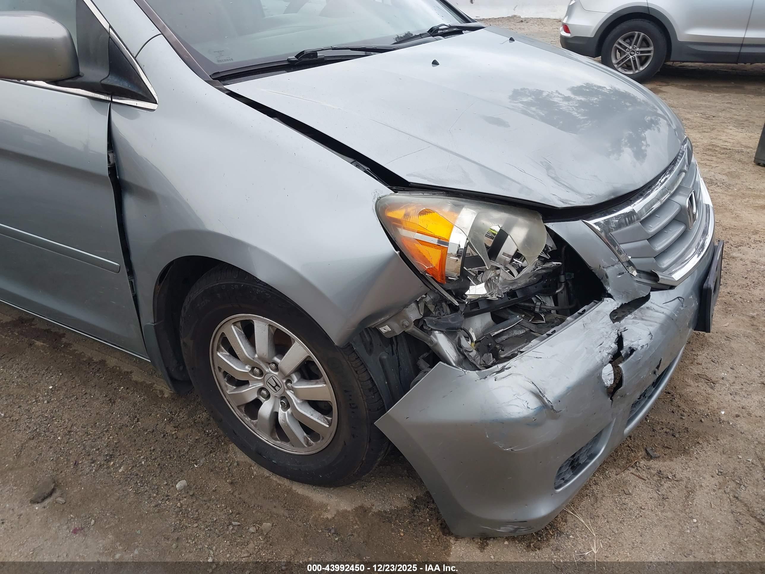 HONDA ODYSSEY image 6