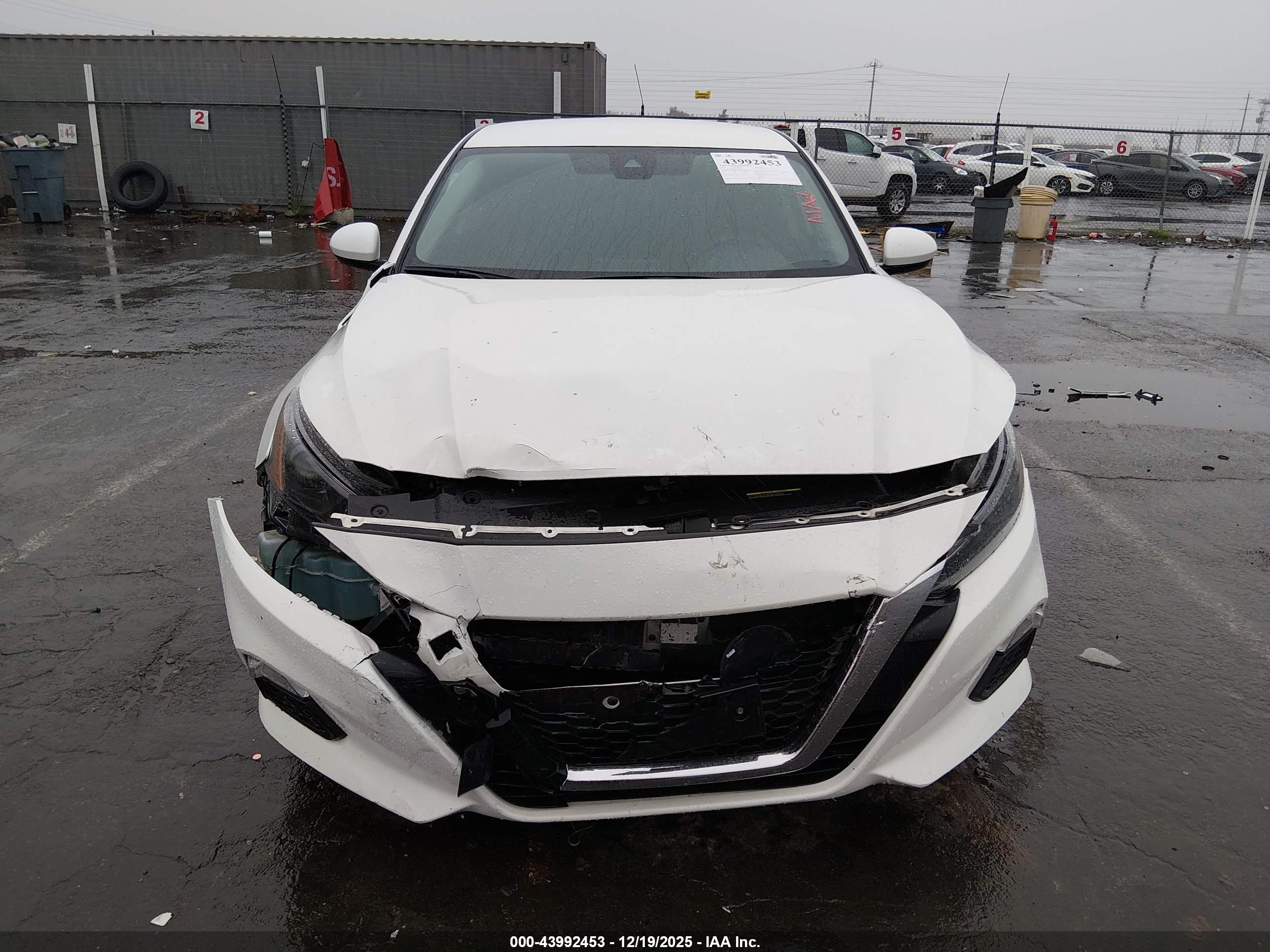 NISSAN ALTIMA image 6