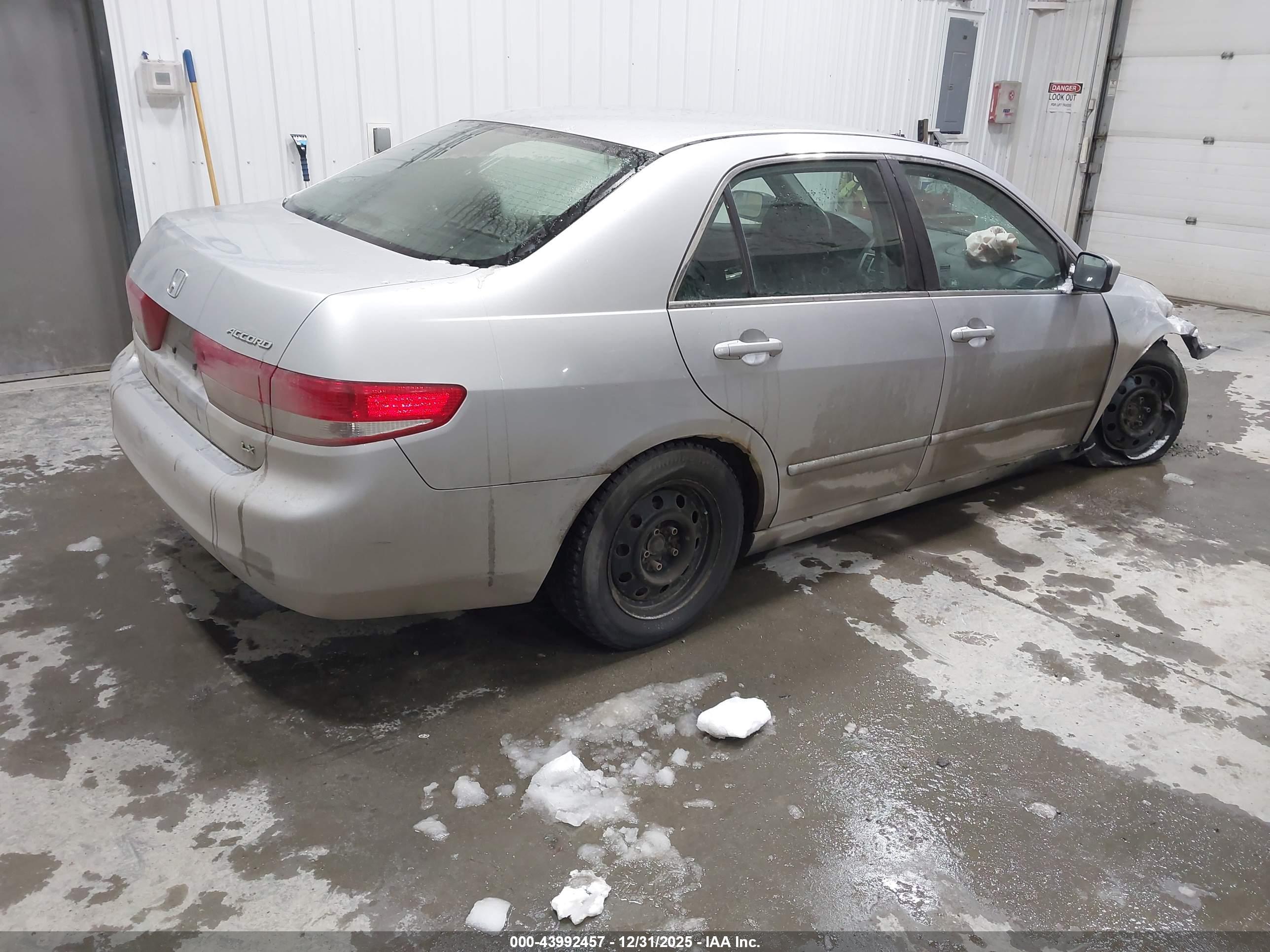 HONDA ACCORD image 4