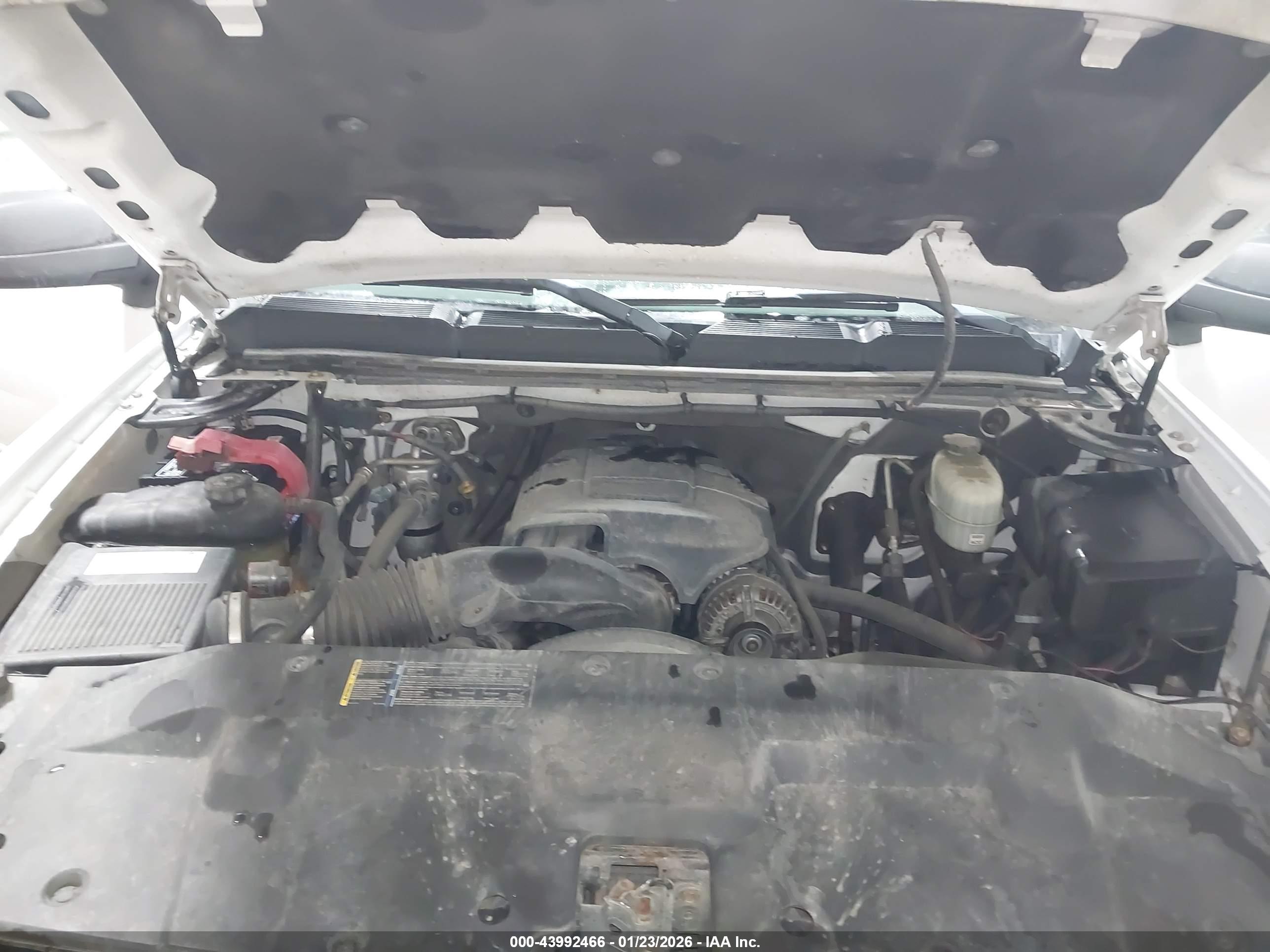 CHEVROLET SILVERADO image 10
