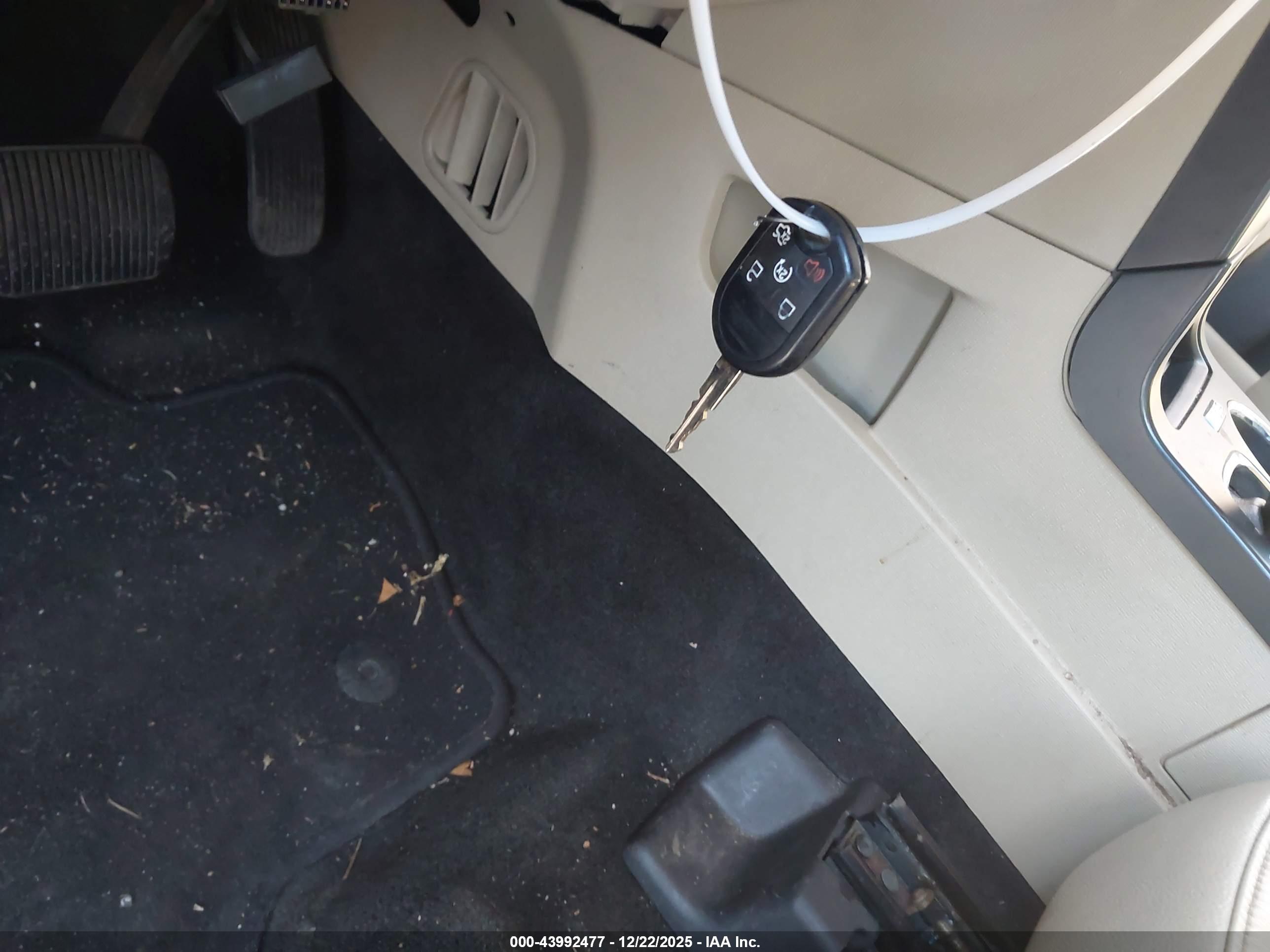 FORD FLEX image 11