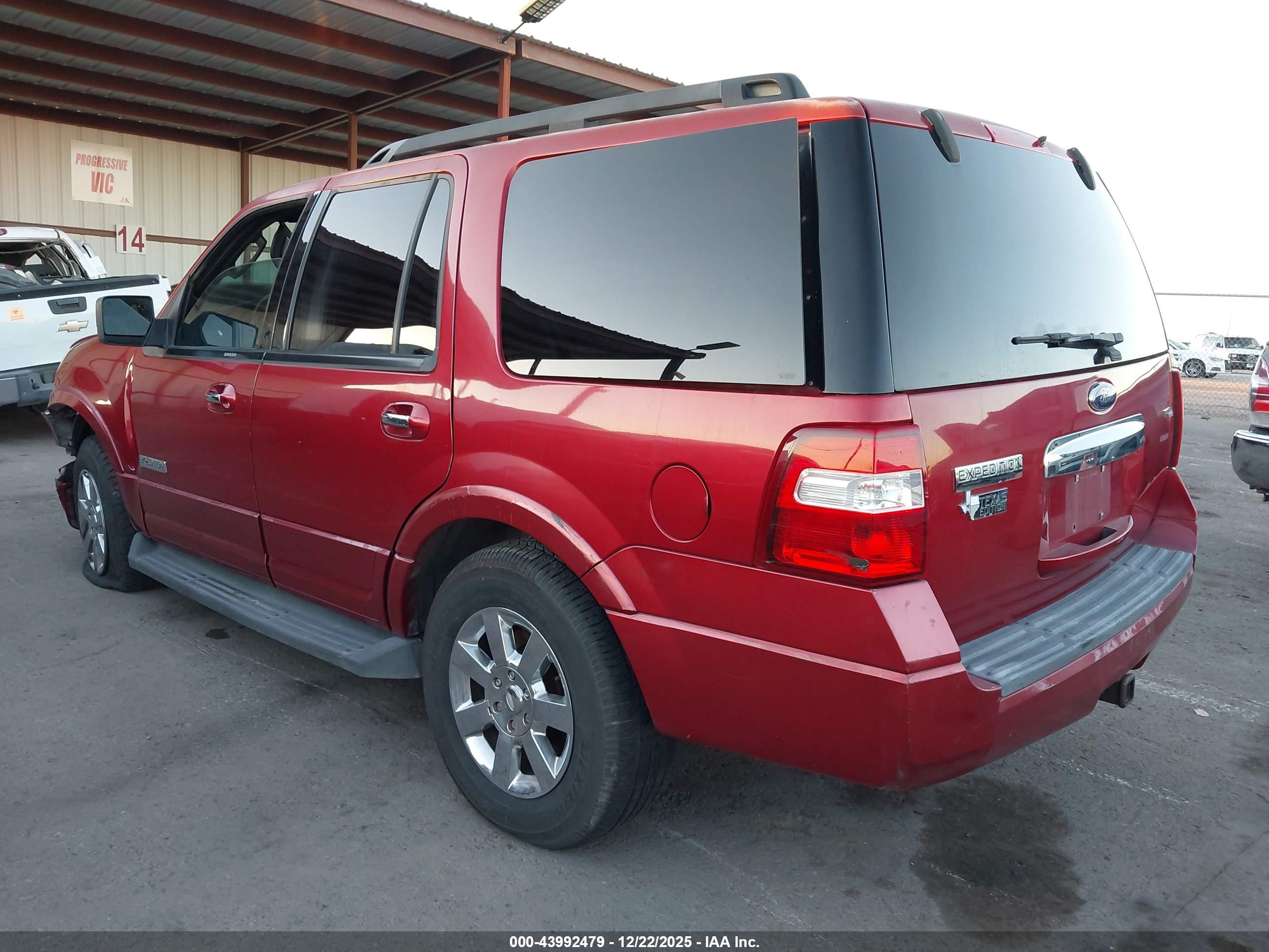 FORD EXPEDITION image 3