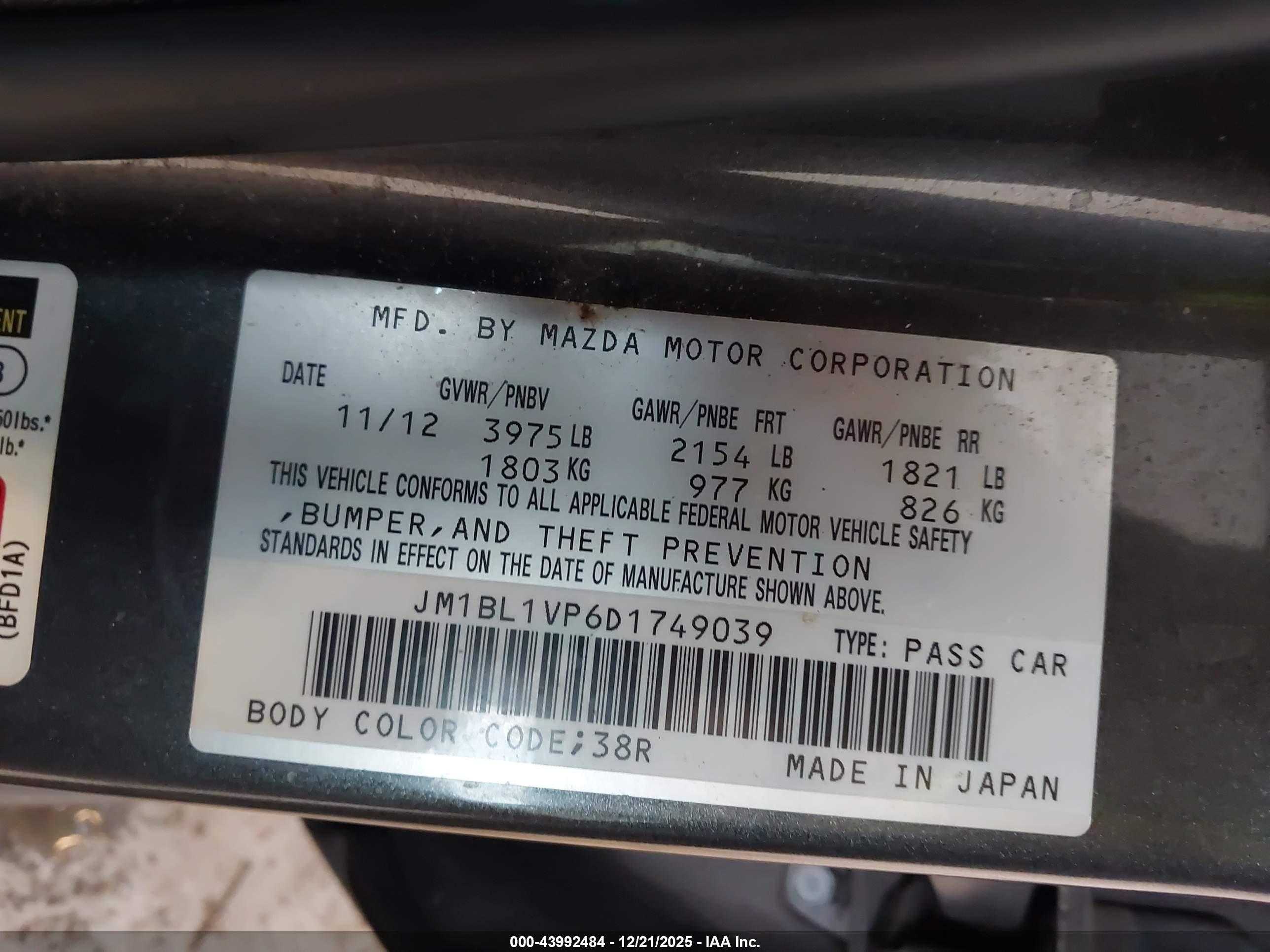 MAZDA MAZDA3 image 9