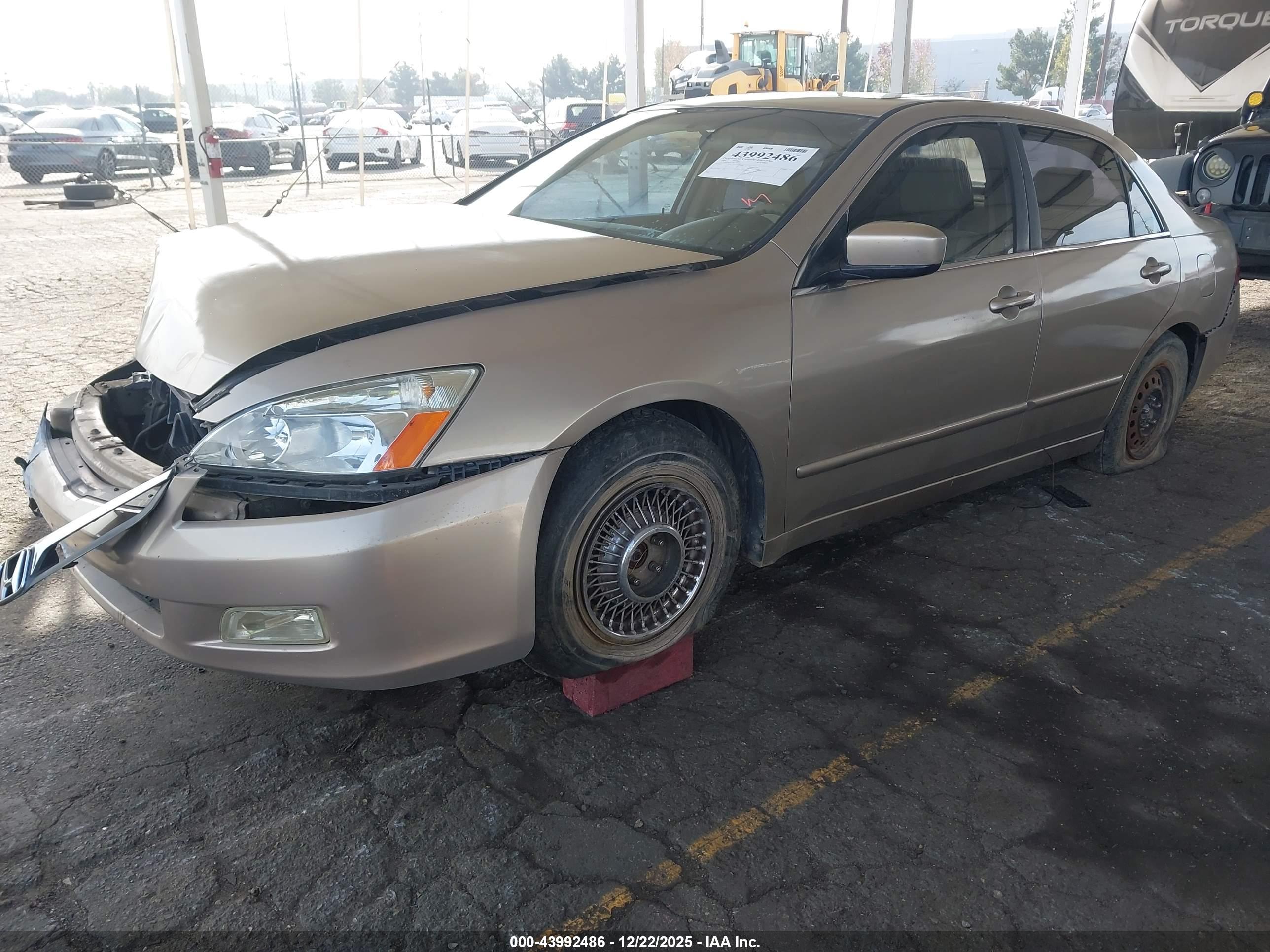 HONDA ACCORD image 2