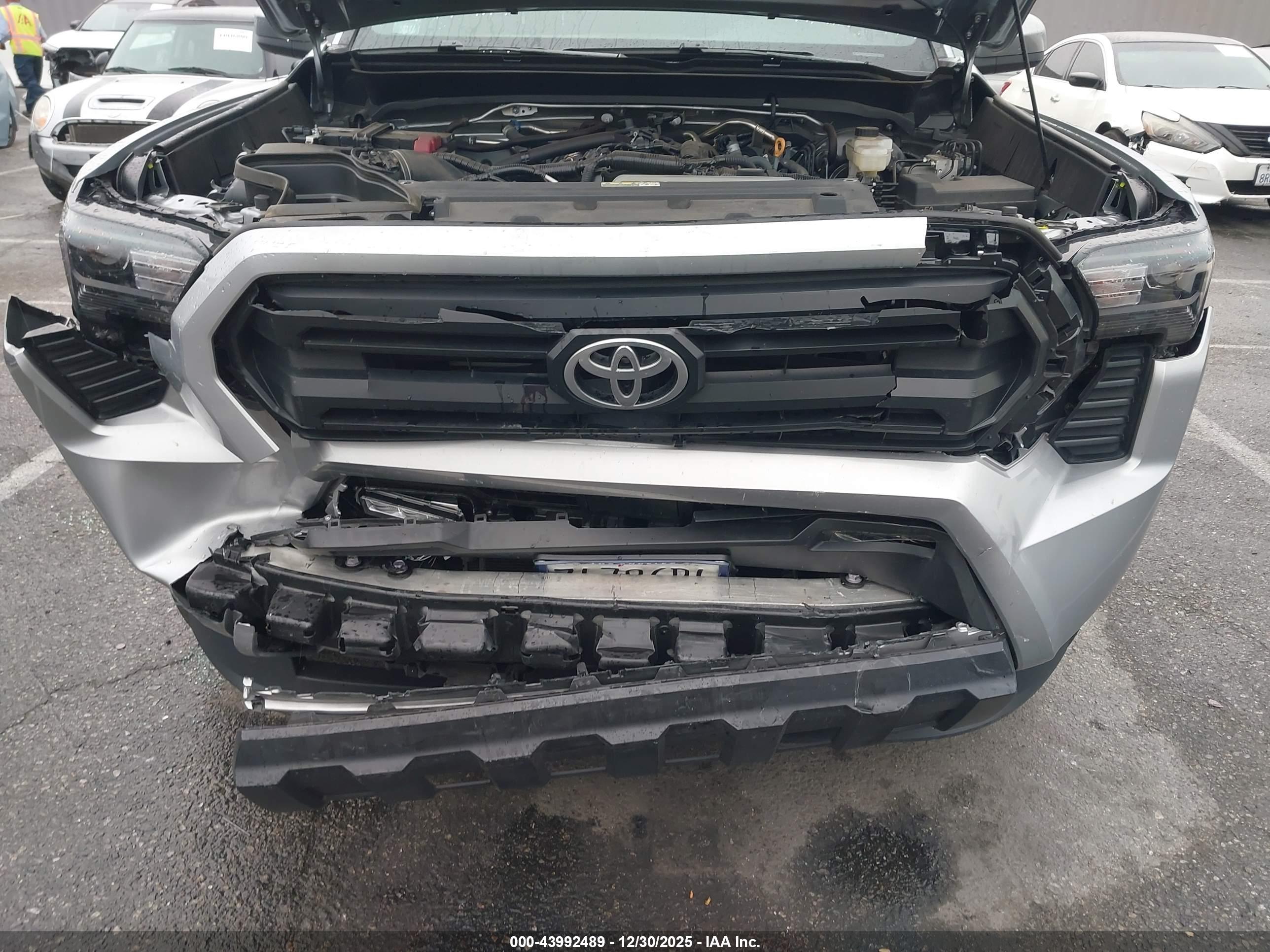 TOYOTA TACOMA image 6