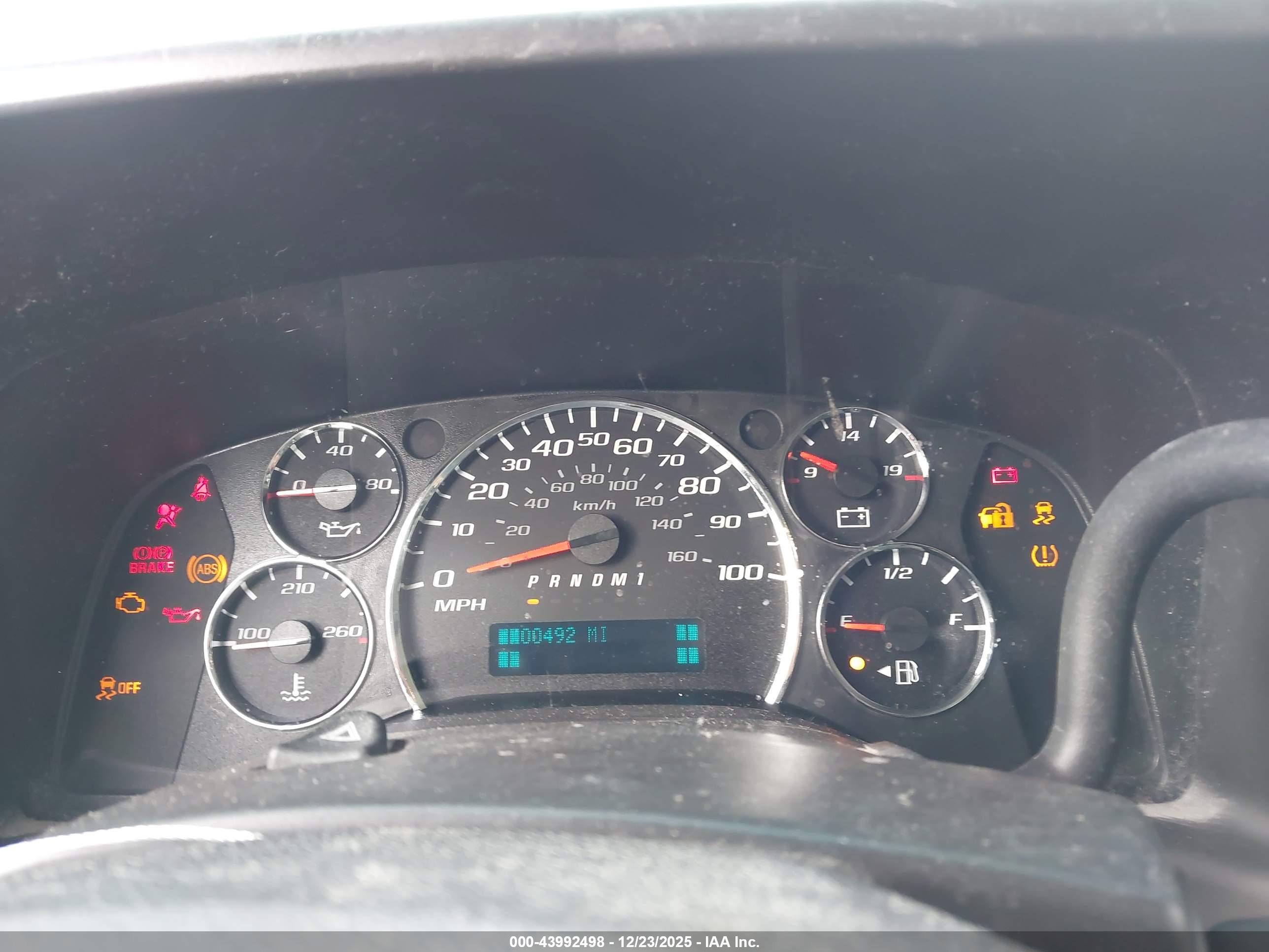 CHEVROLET EXPRESS image 7