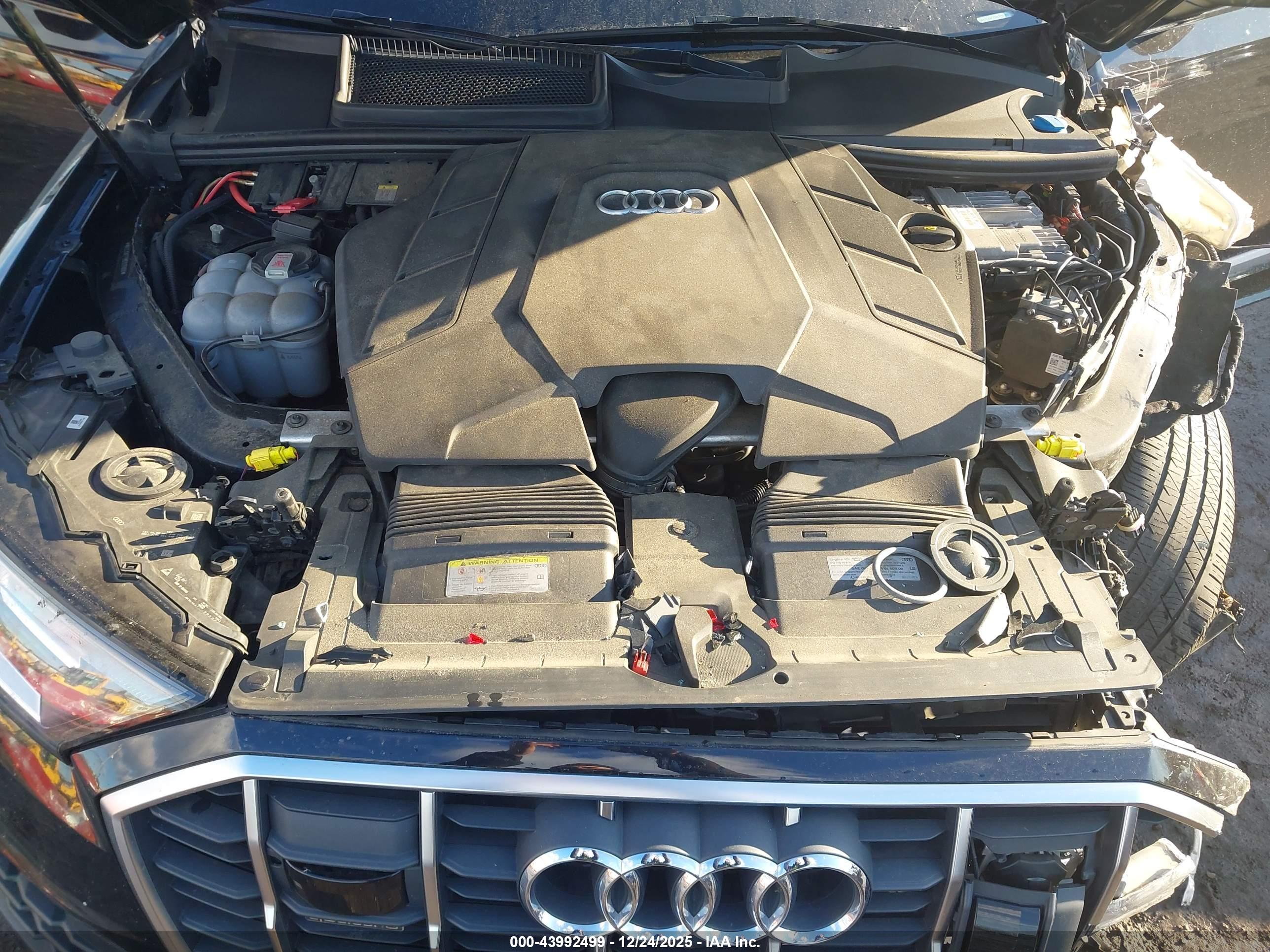 AUDI Q7 image 10