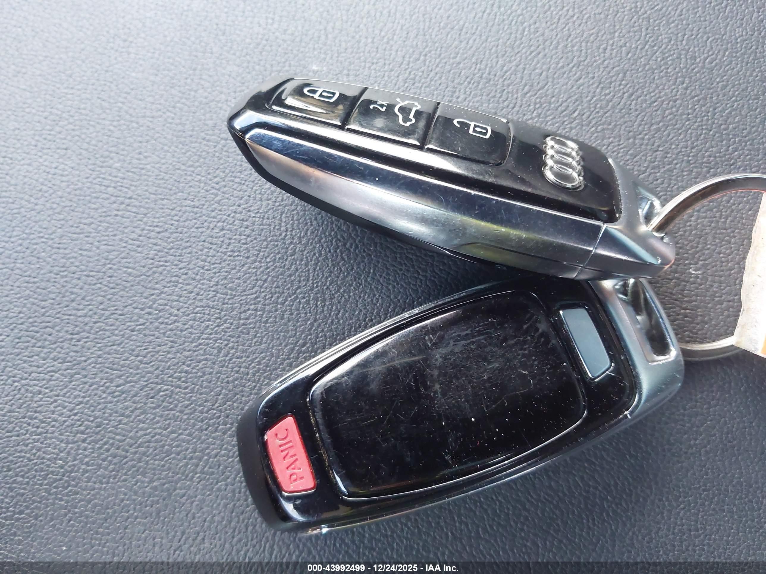 AUDI Q7 image 11