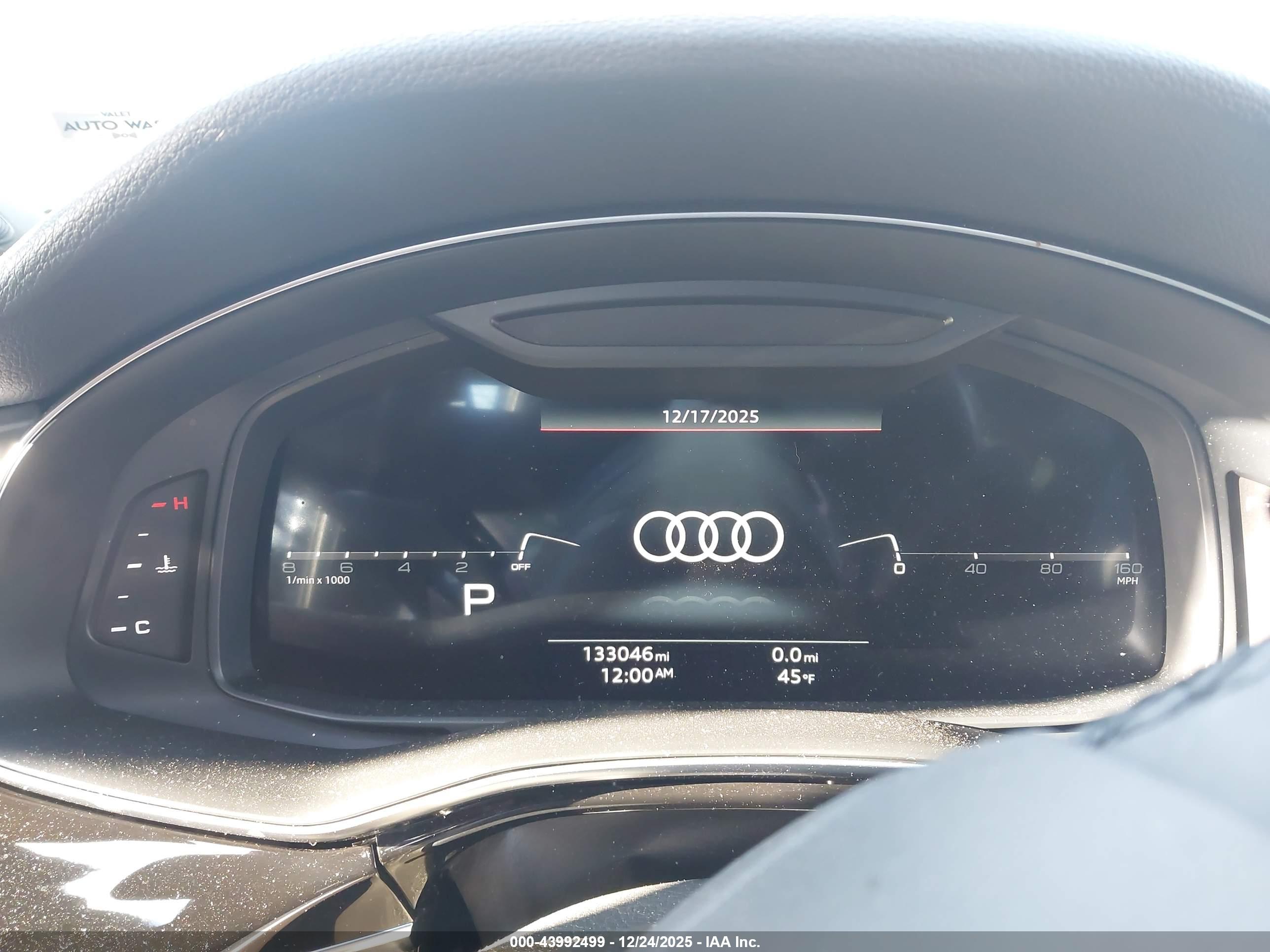 AUDI Q7 image 7