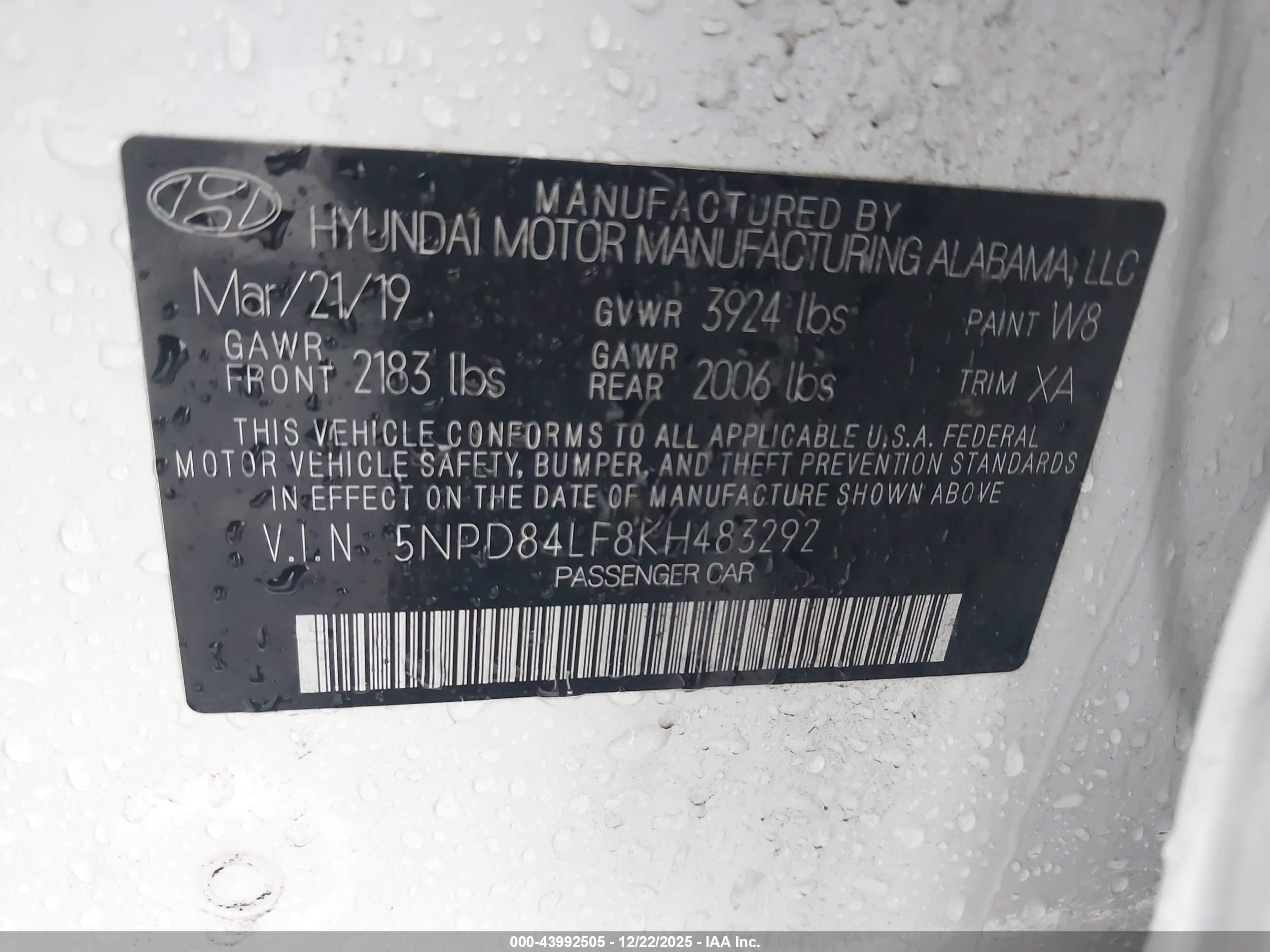 HYUNDAI ELANTRA image 9