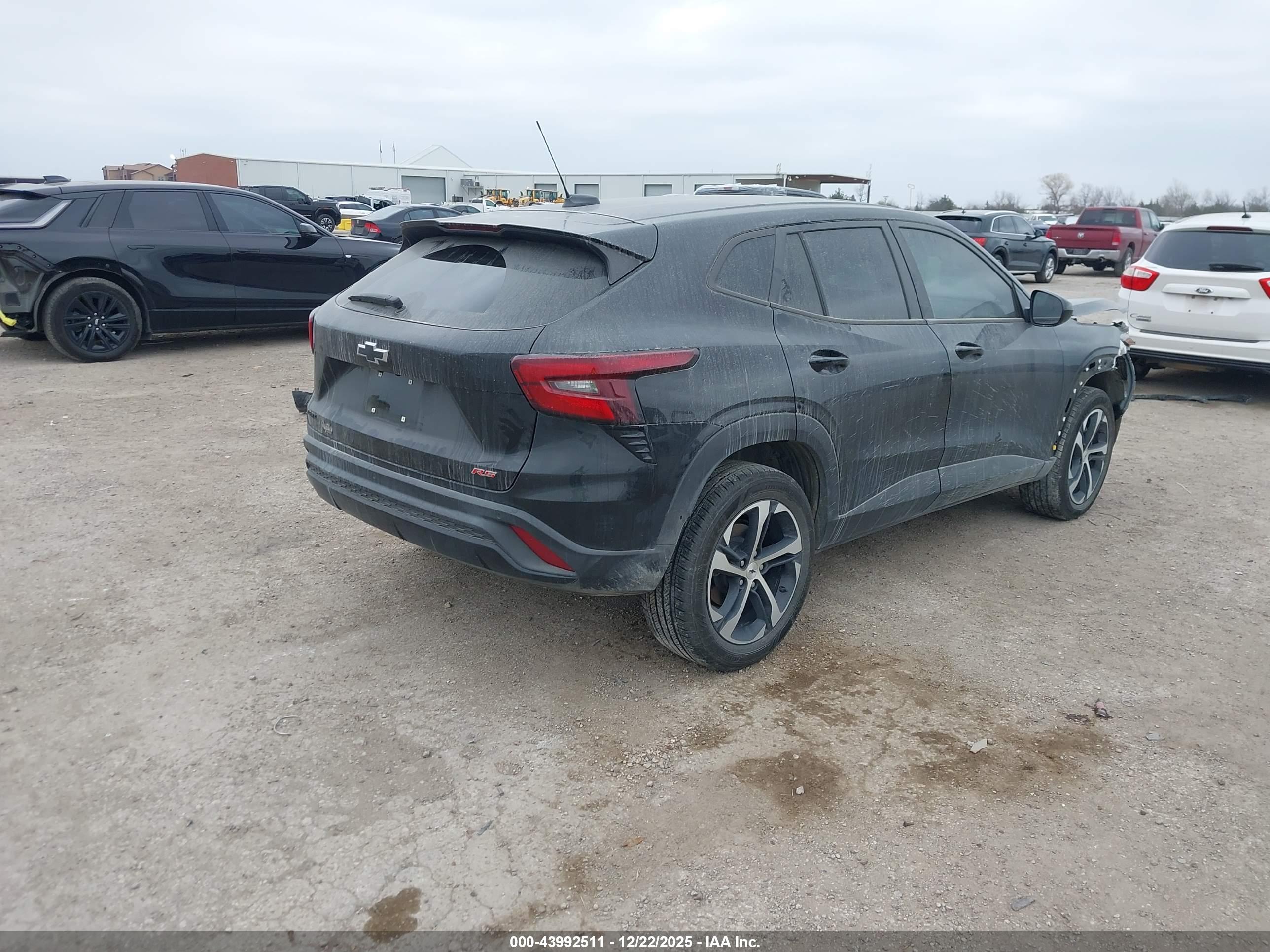 CHEVROLET TRAX image 4