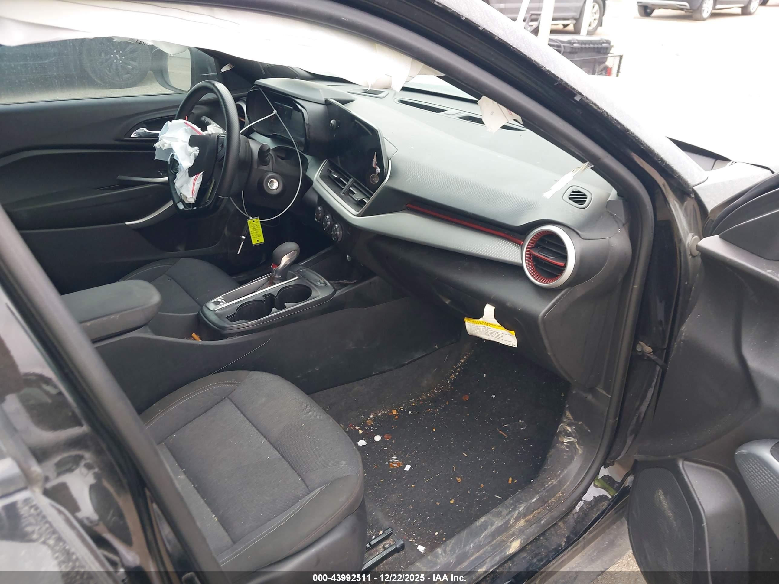 CHEVROLET TRAX image 5