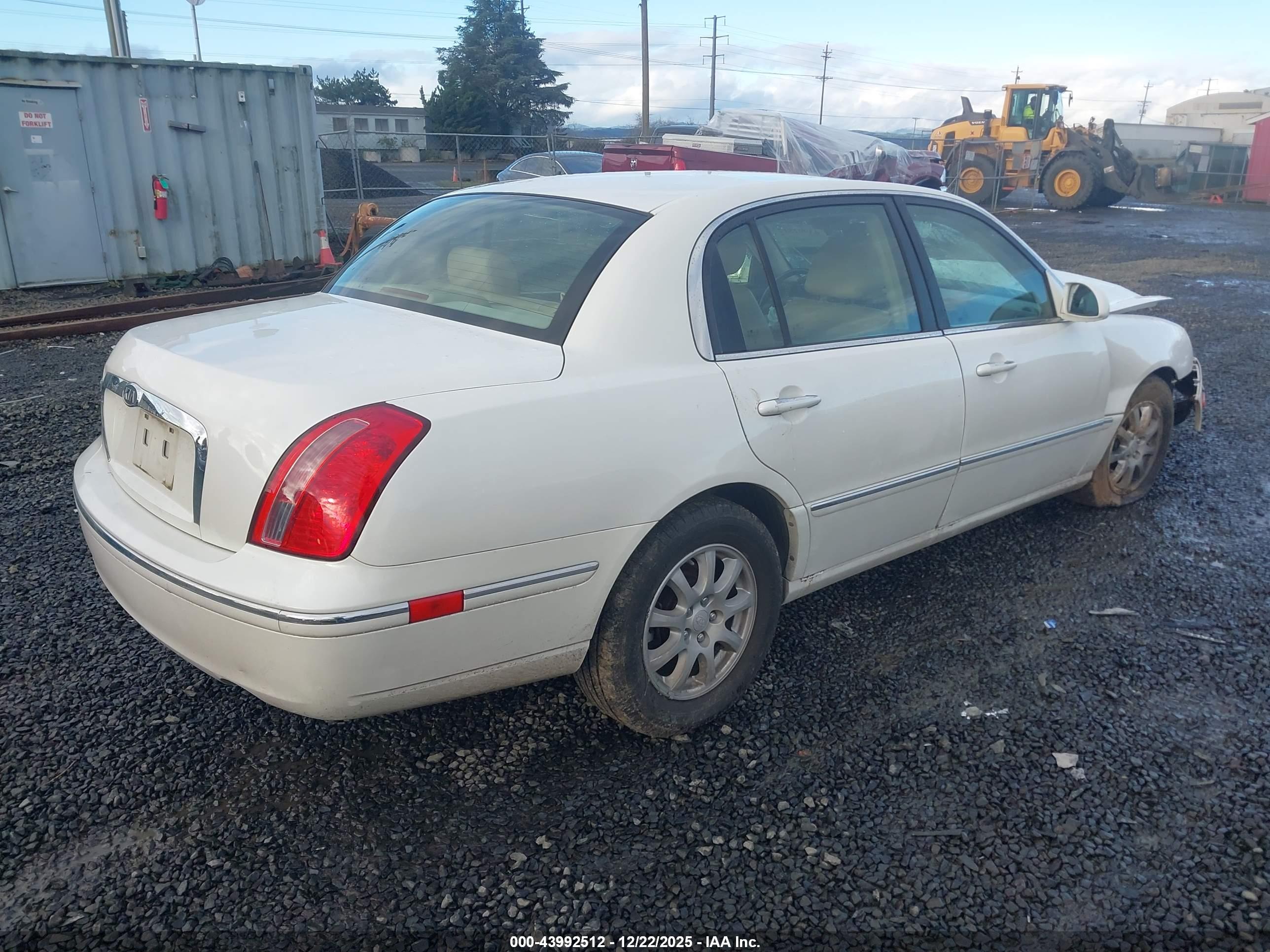 KIA AMANTI image 4
