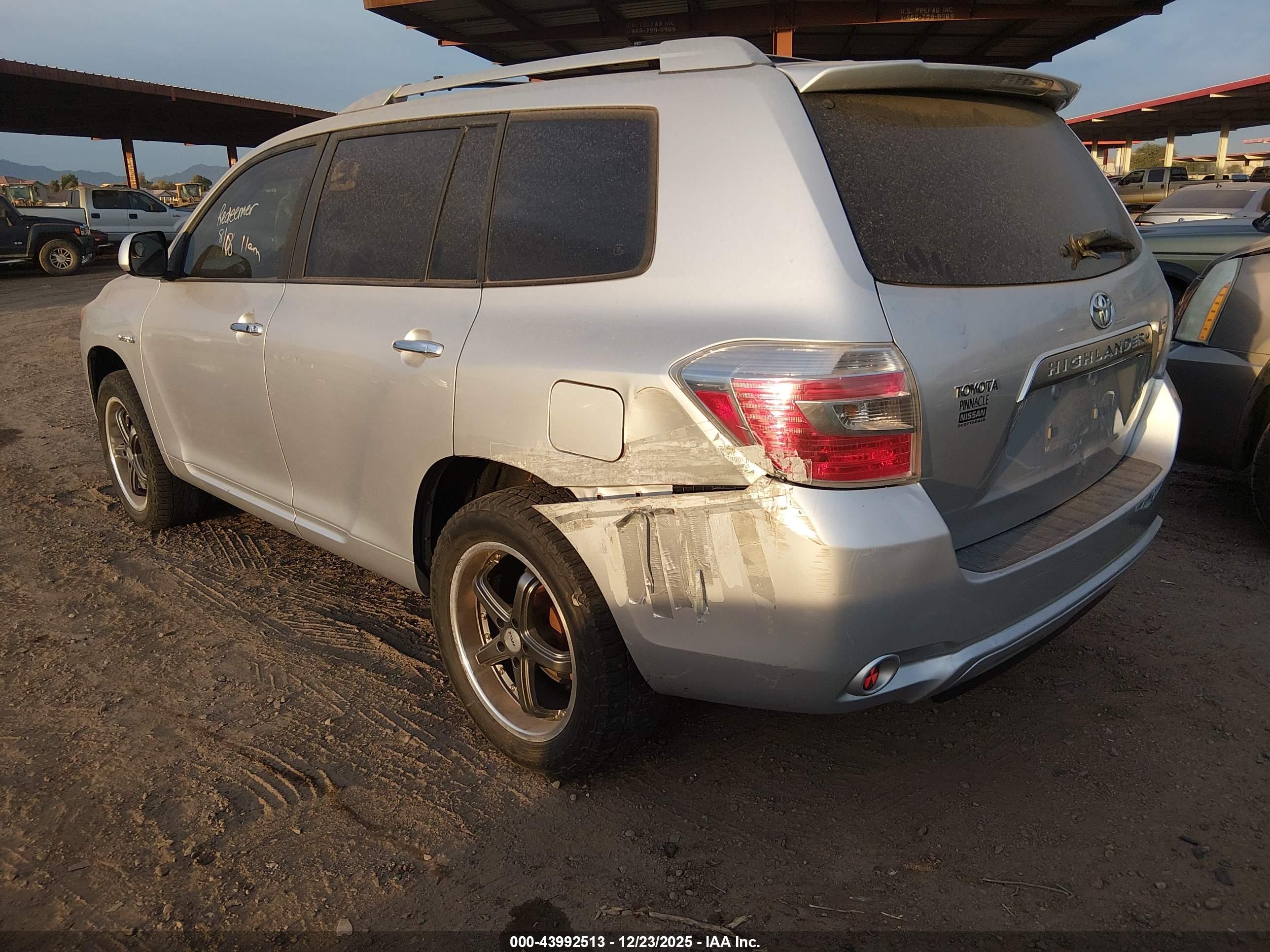 TOYOTA HIGHLANDER image 6