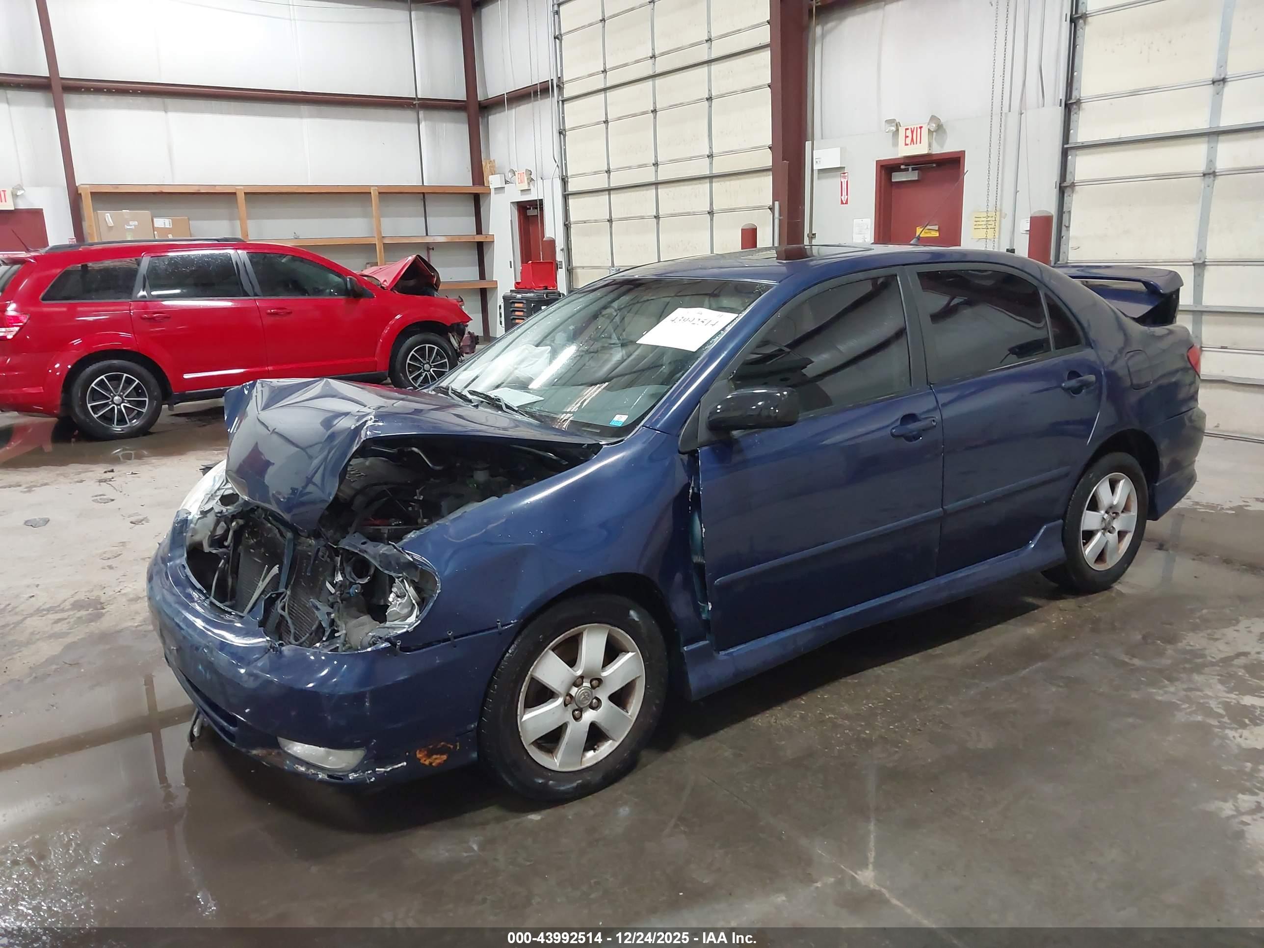 TOYOTA COROLLA image 2