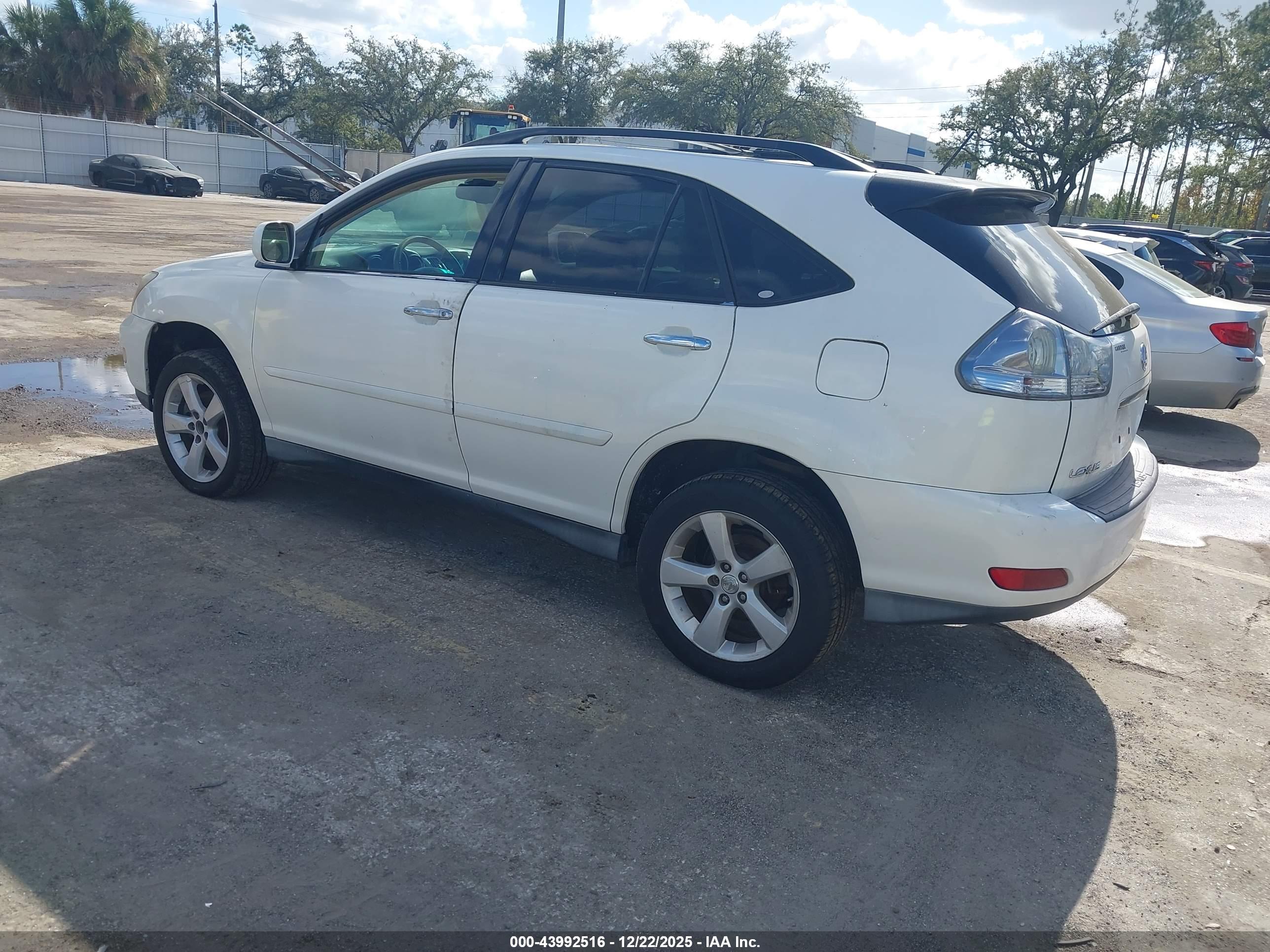 LEXUS RX image 3