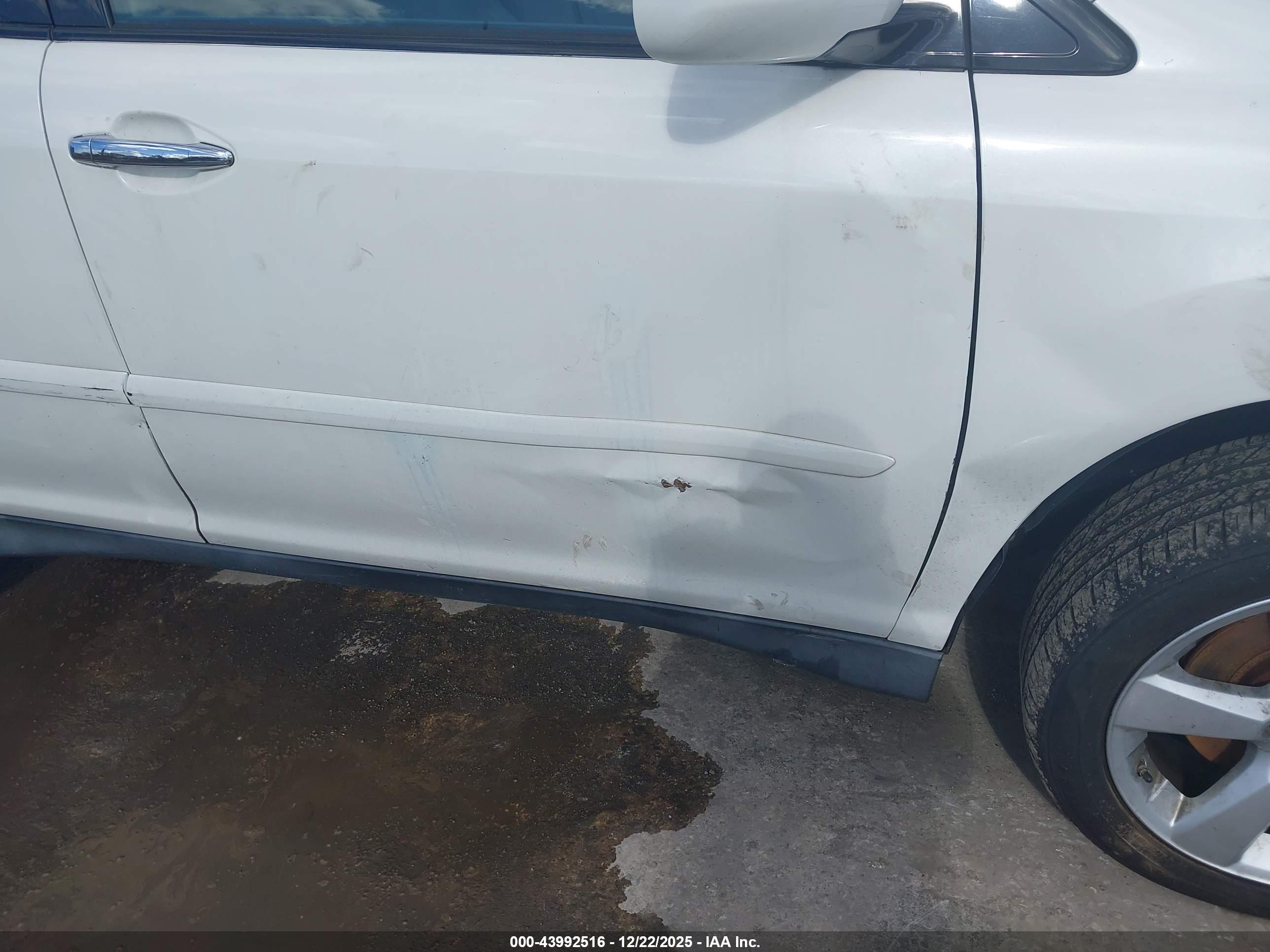 LEXUS RX image 6