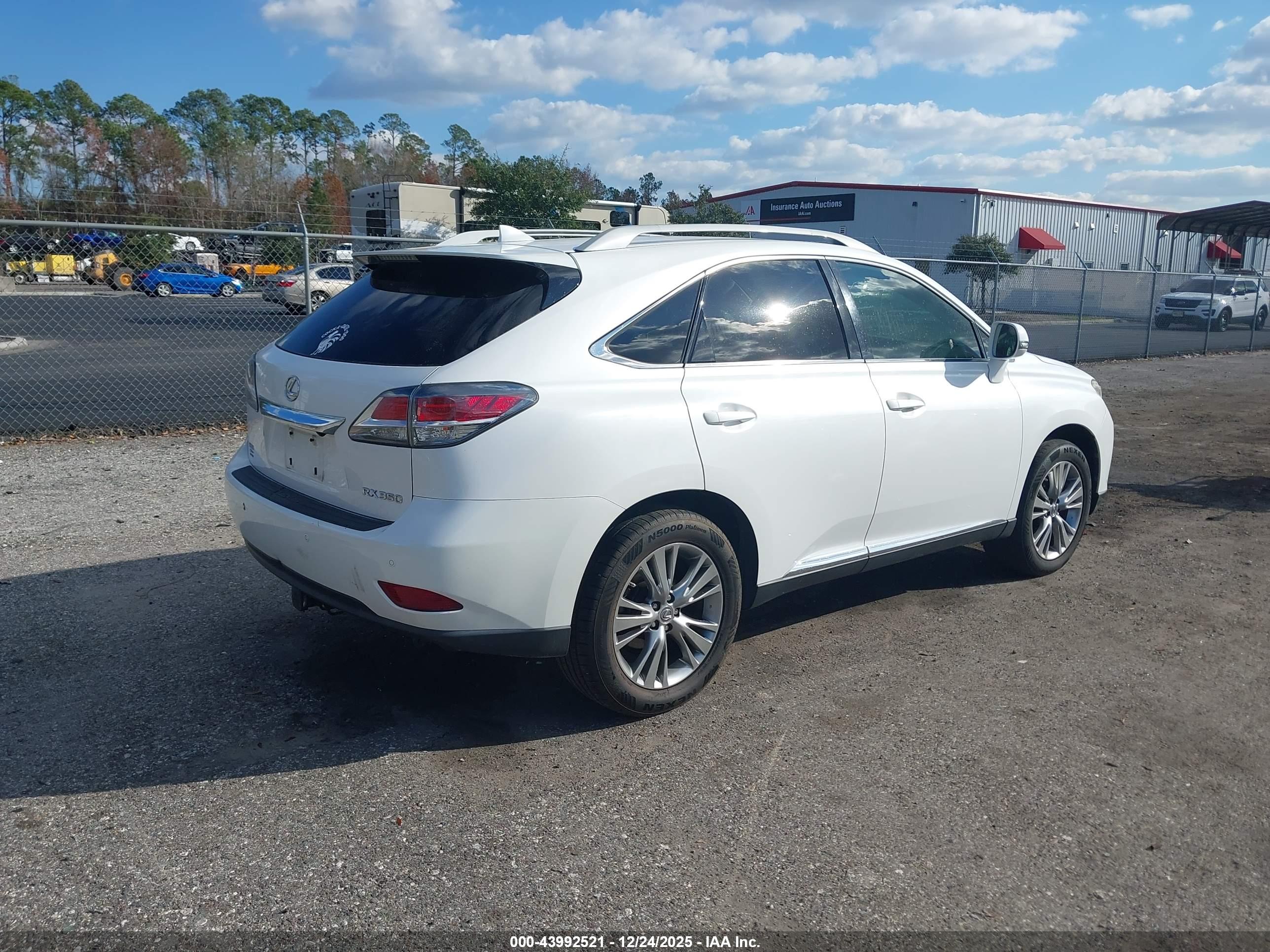 LEXUS RX image 4