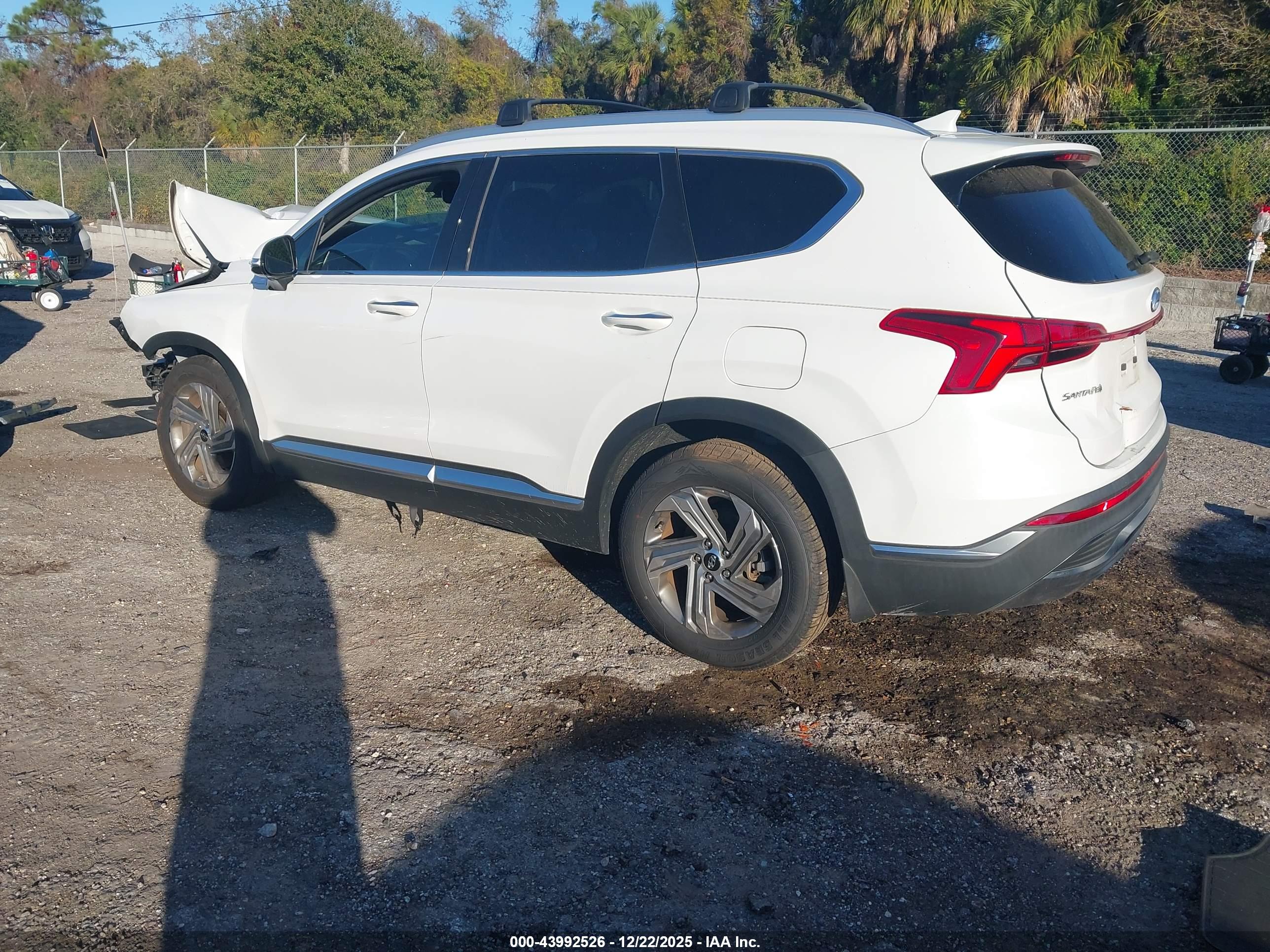 HYUNDAI SANTA image 3