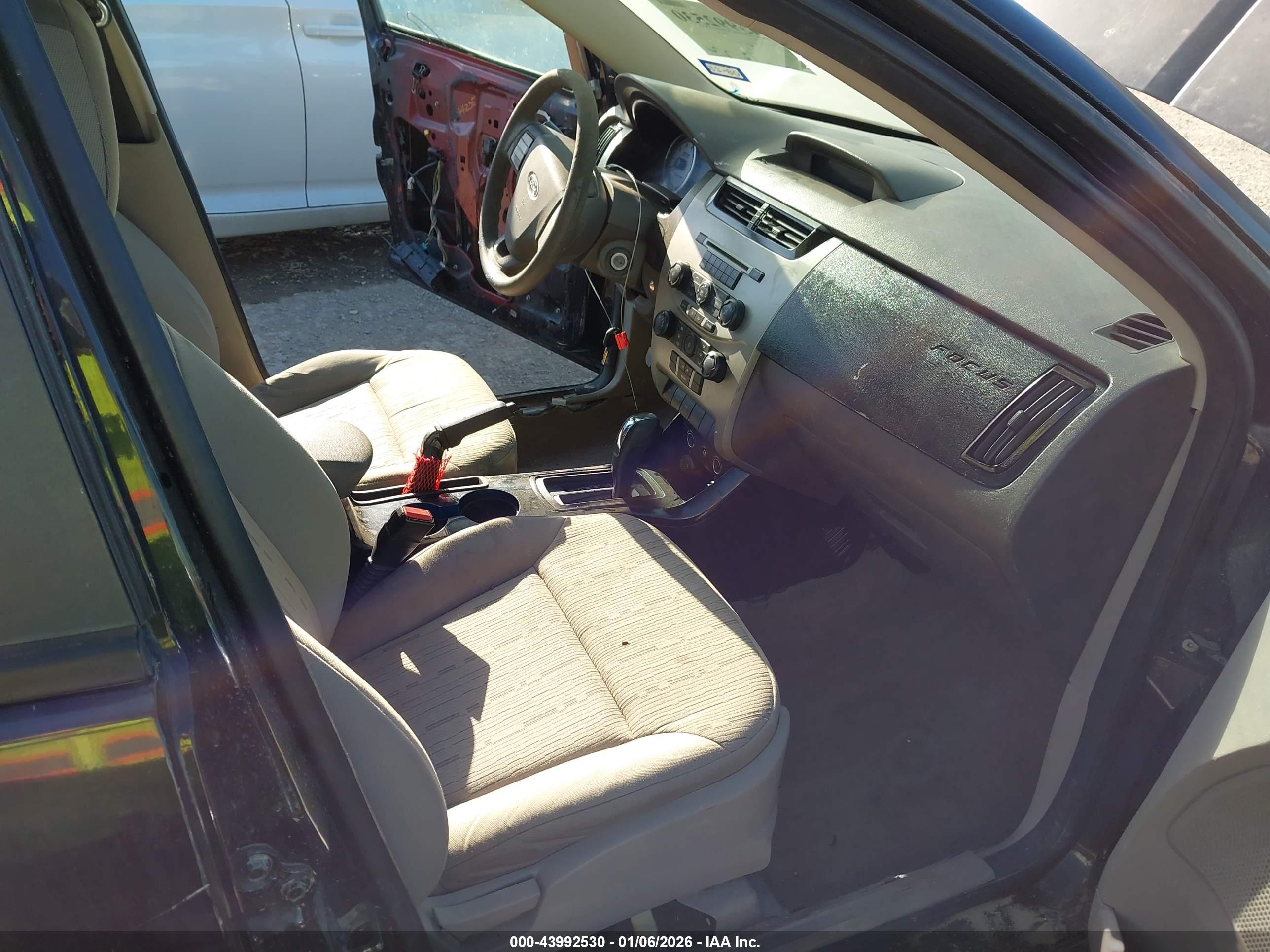 FORD FOCUS image 5