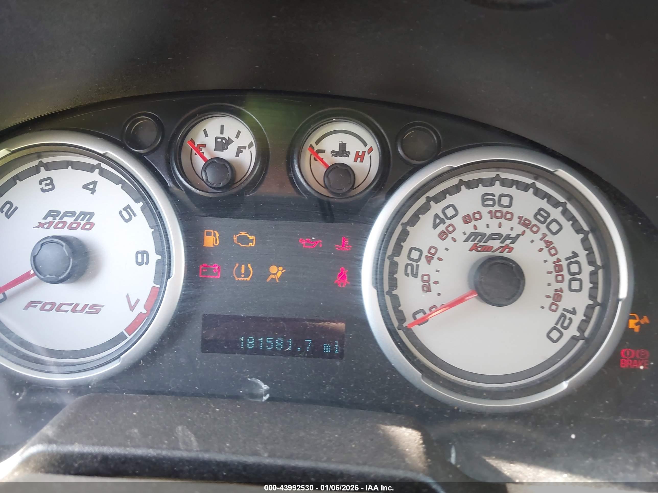 FORD FOCUS image 7
