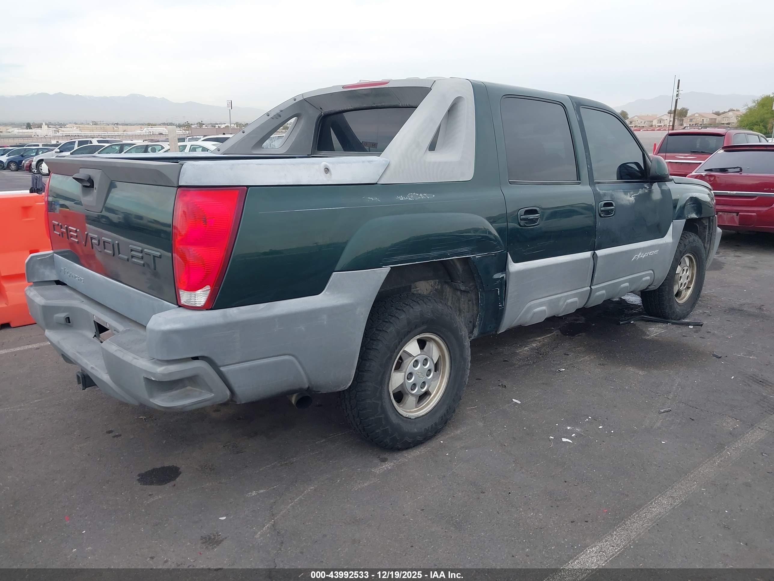 CHEVROLET AVALANCHE image 4