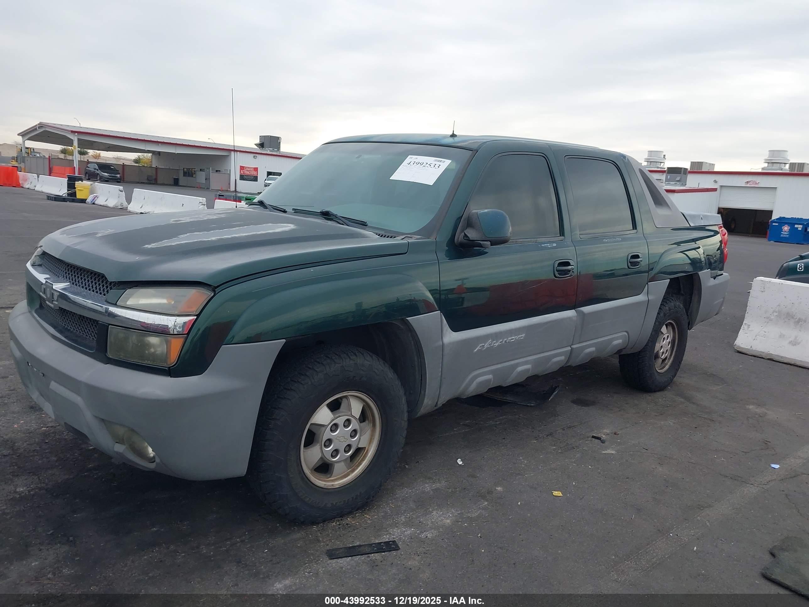 CHEVROLET AVALANCHE image 6