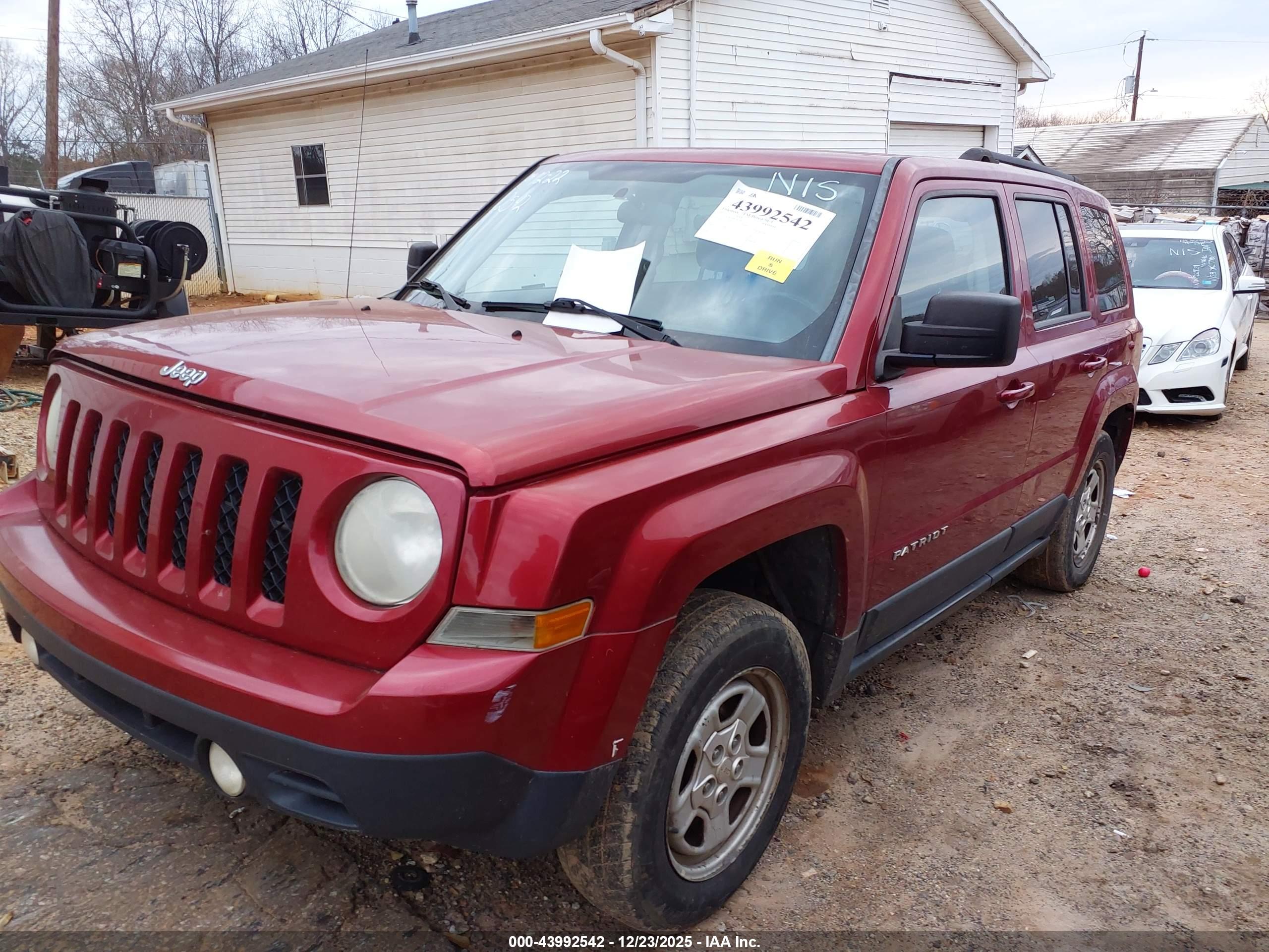 JEEP PATRIOT image 2