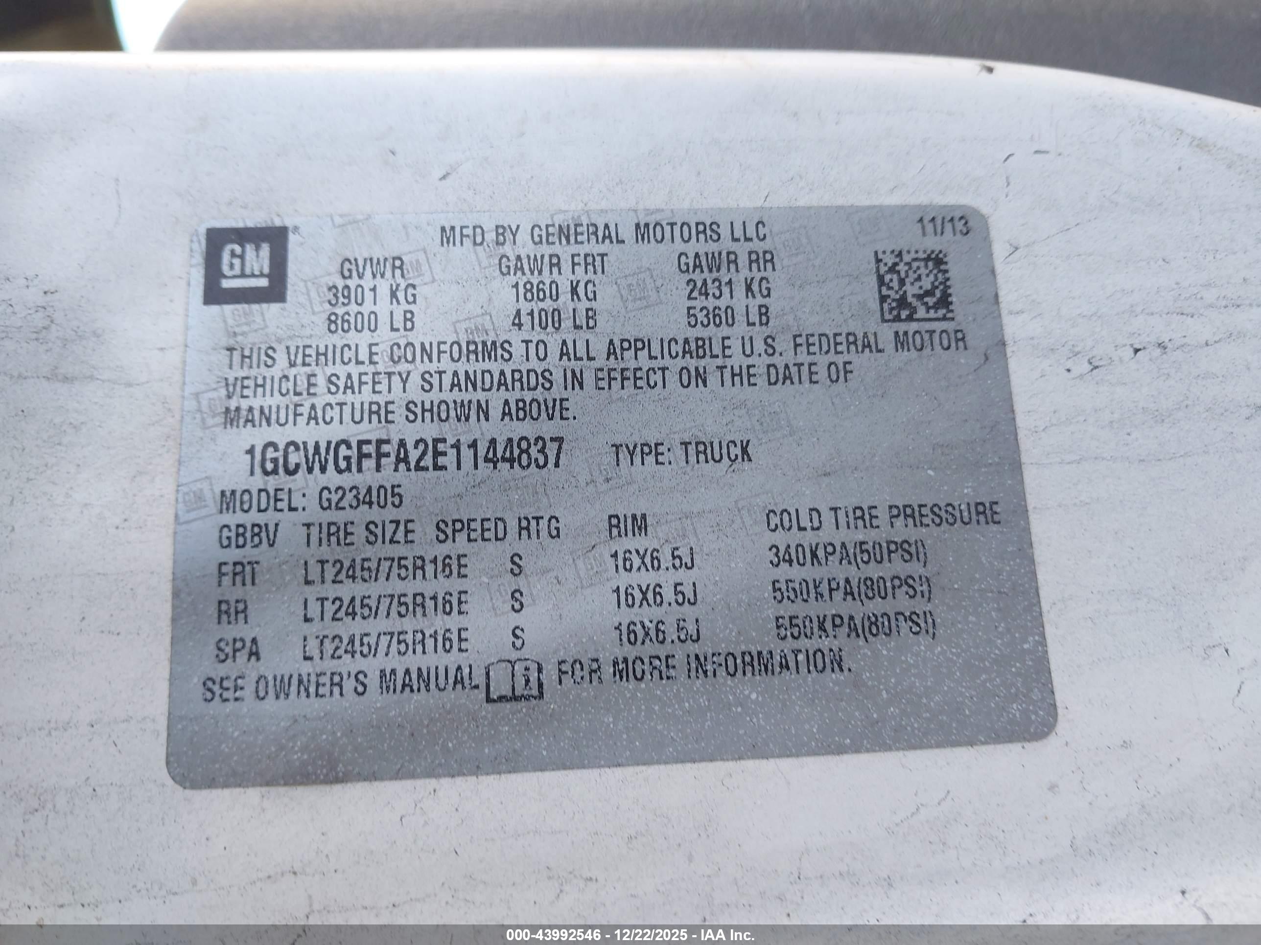 CHEVROLET EXPRESS image 9