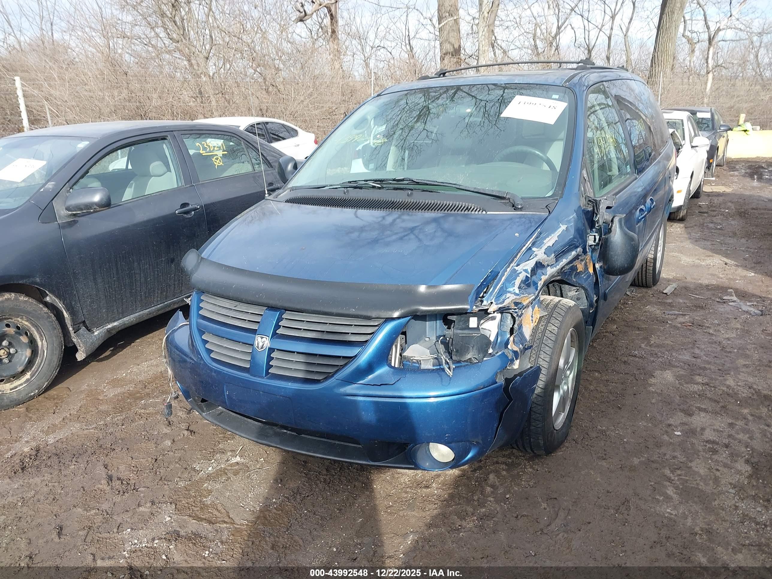 DODGE GRAND image 2