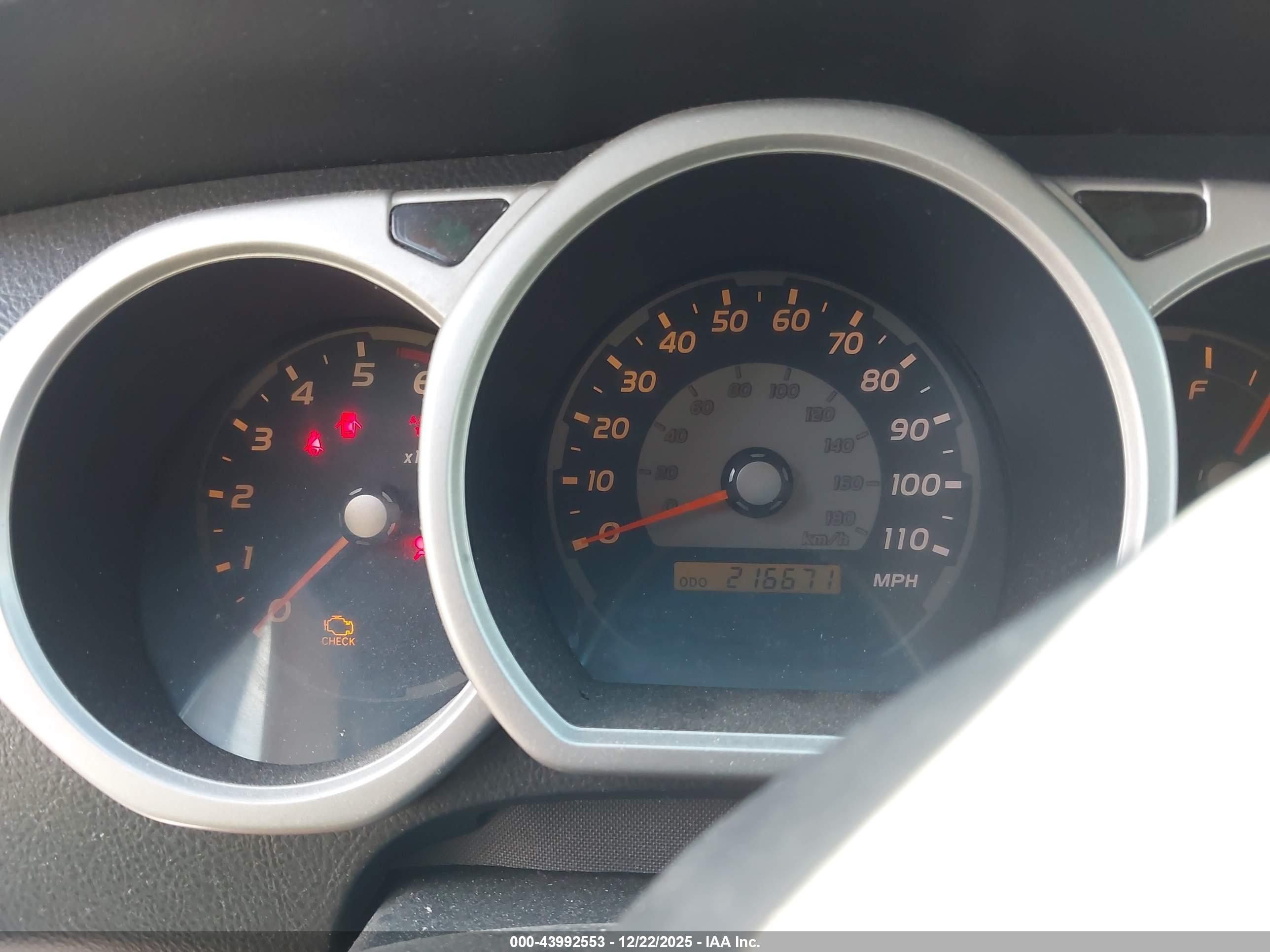 TOYOTA 4RUNNER image 7