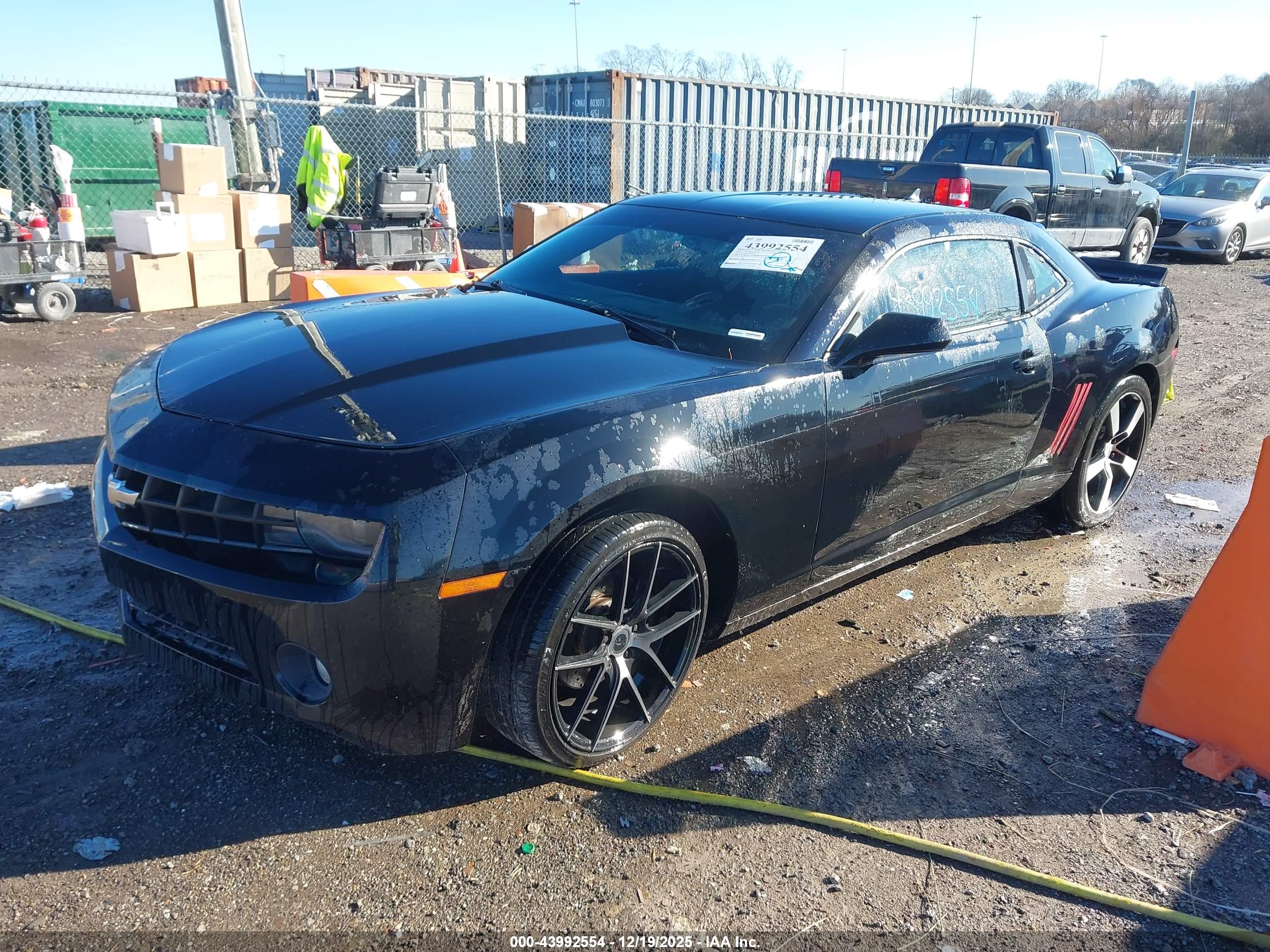 CHEVROLET CAMARO image 2